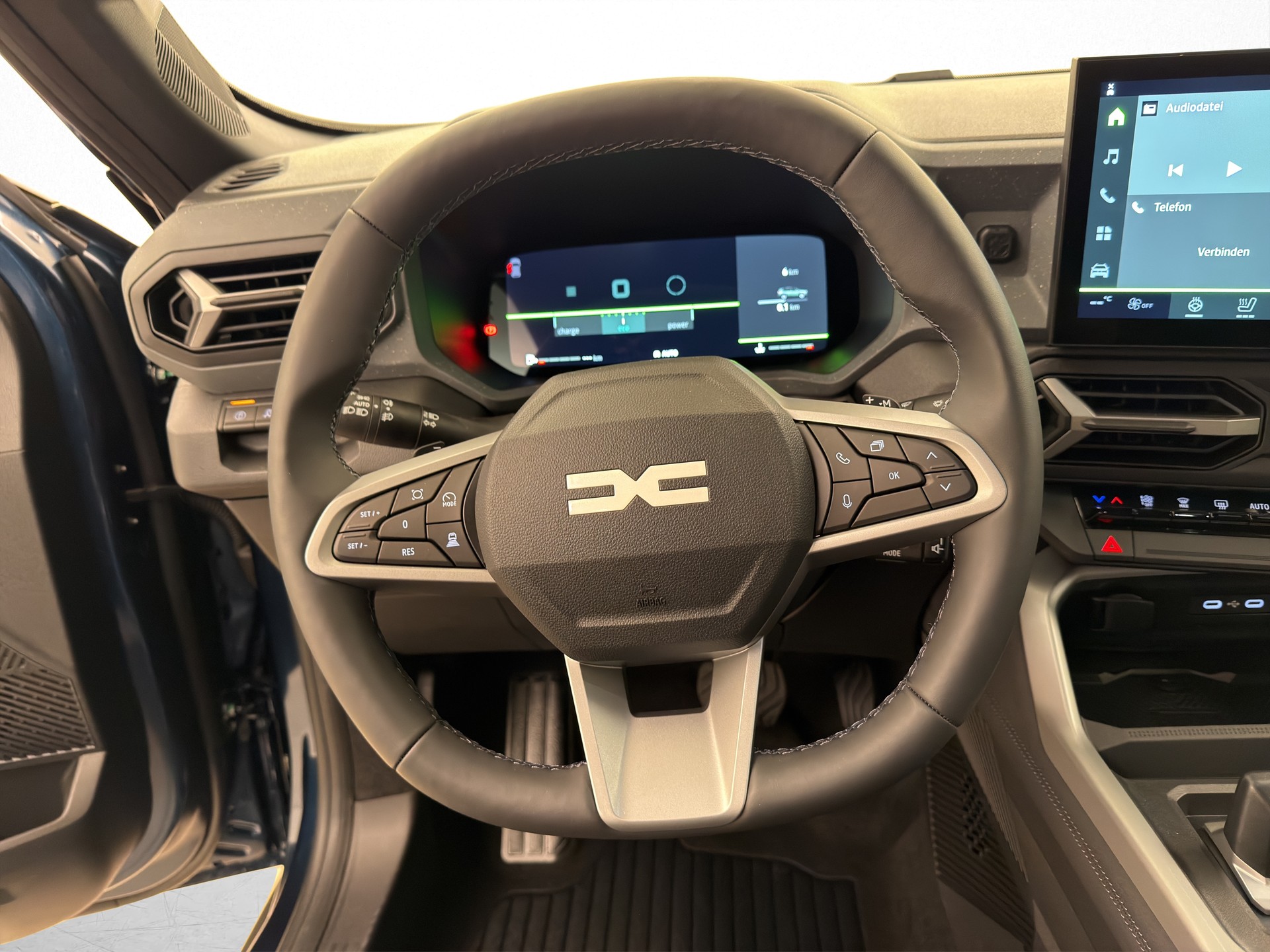 DACIA Bigster 1.2 Hybrid Journey 4WD-image-7