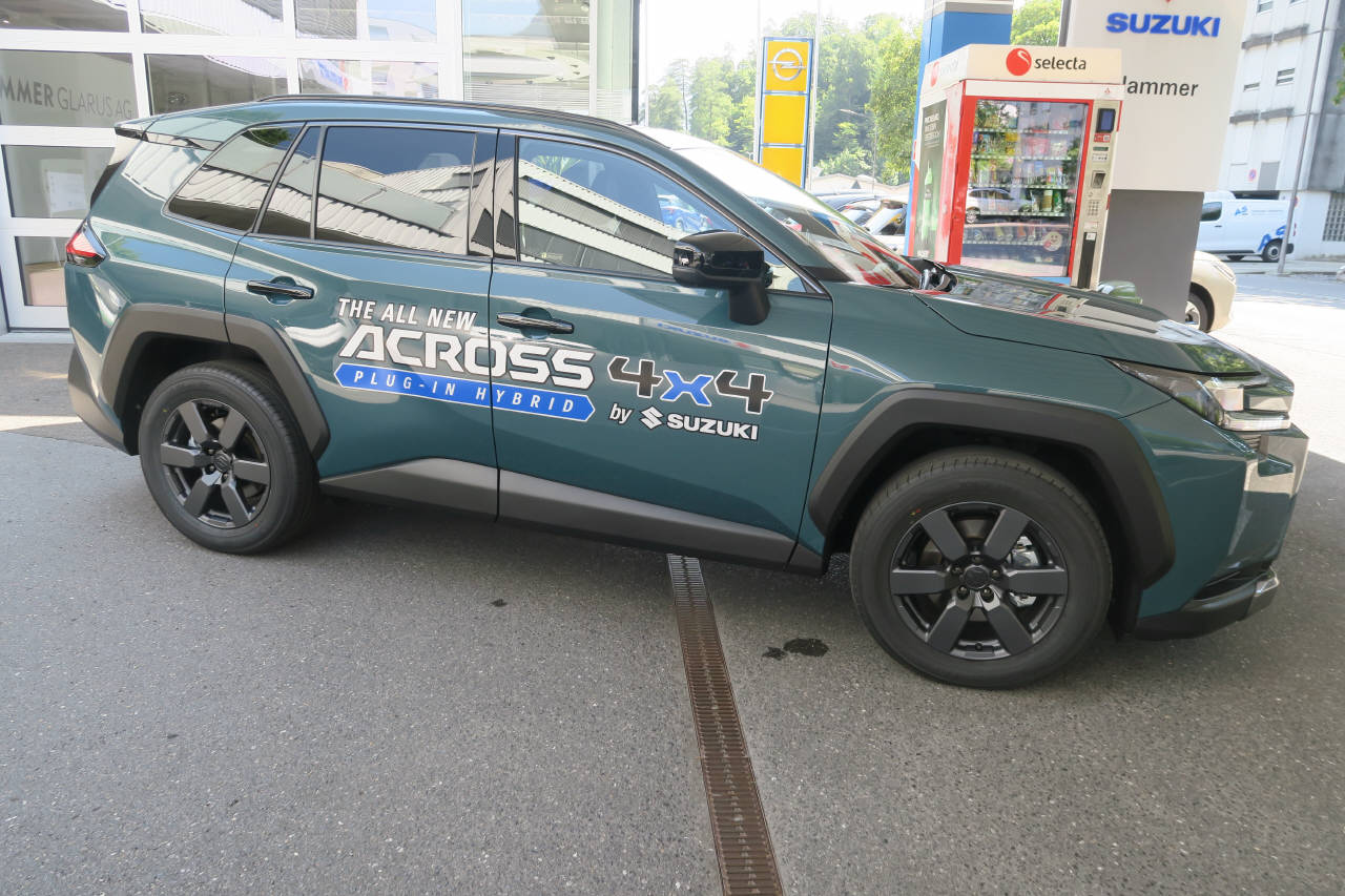 SUZUKI Across 2.5 PHEV Compact Top 4x4-image-1