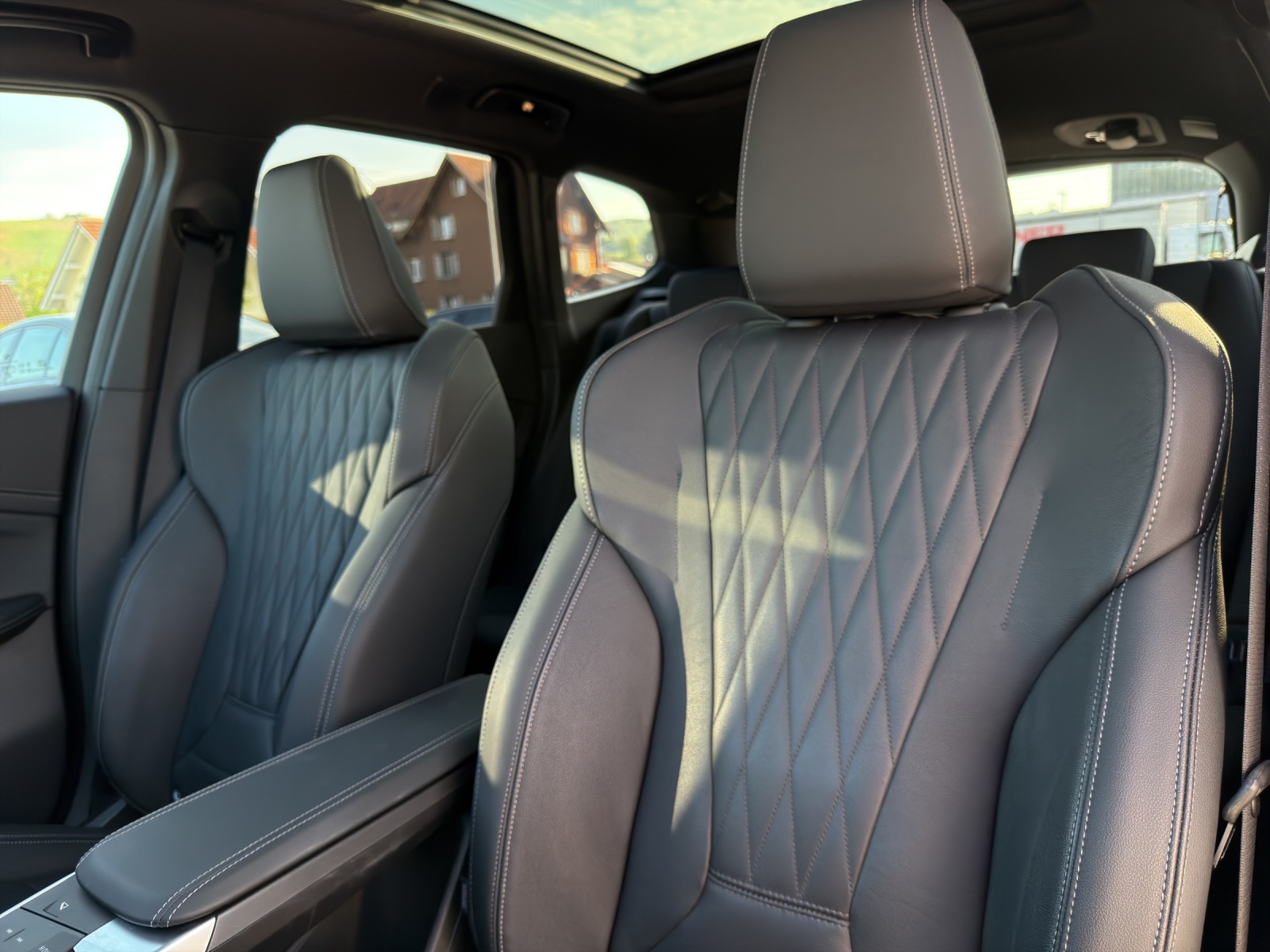 BMW X1 xDrive 20d M Sport-image-19