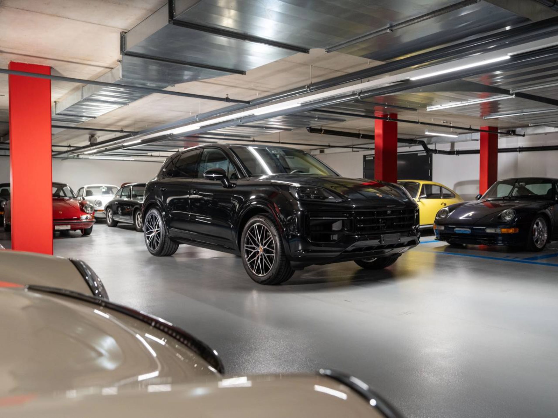 PORSCHE Cayenne Black Edition-image-5