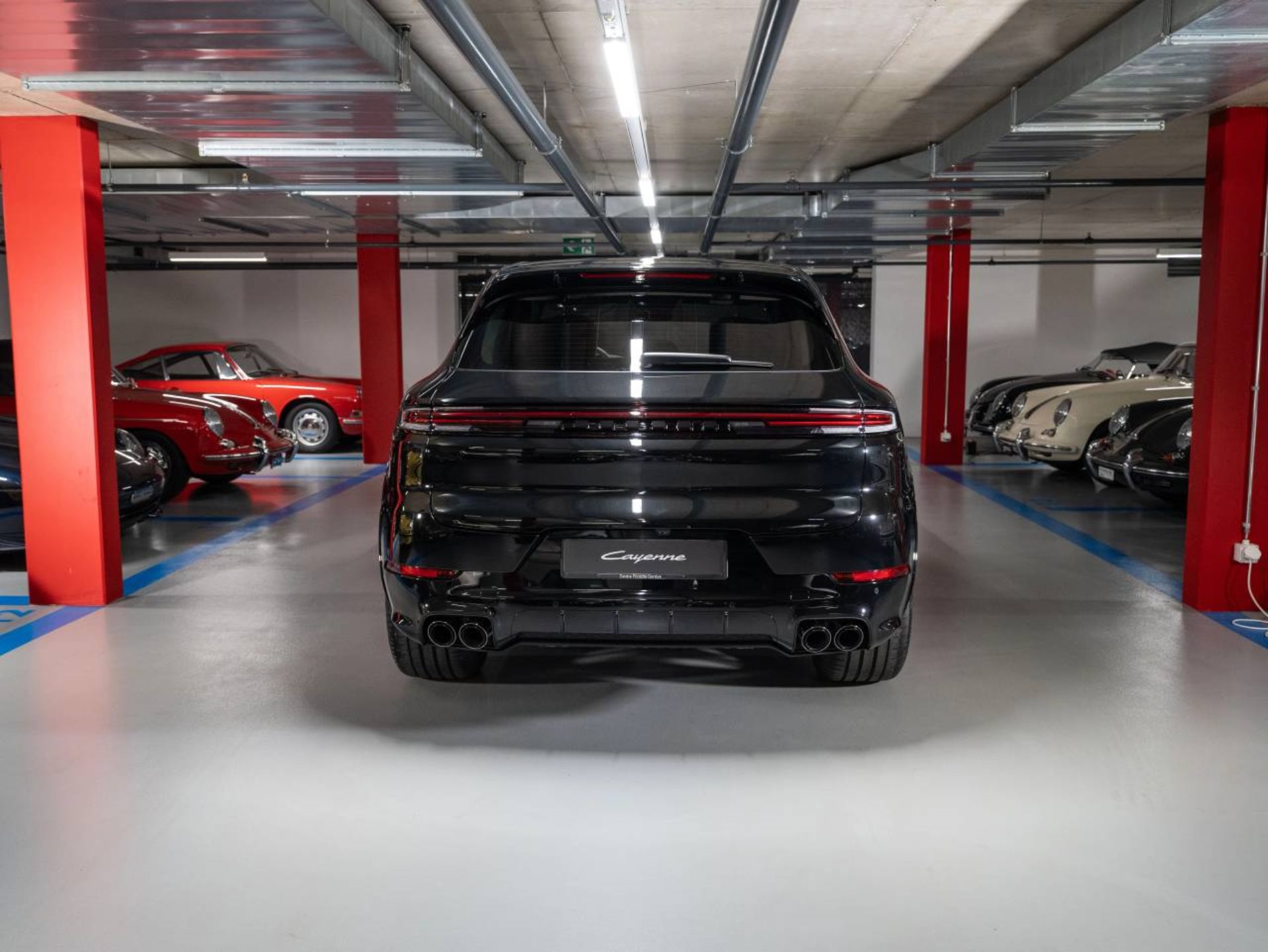 PORSCHE Cayenne Black Edition-image-6