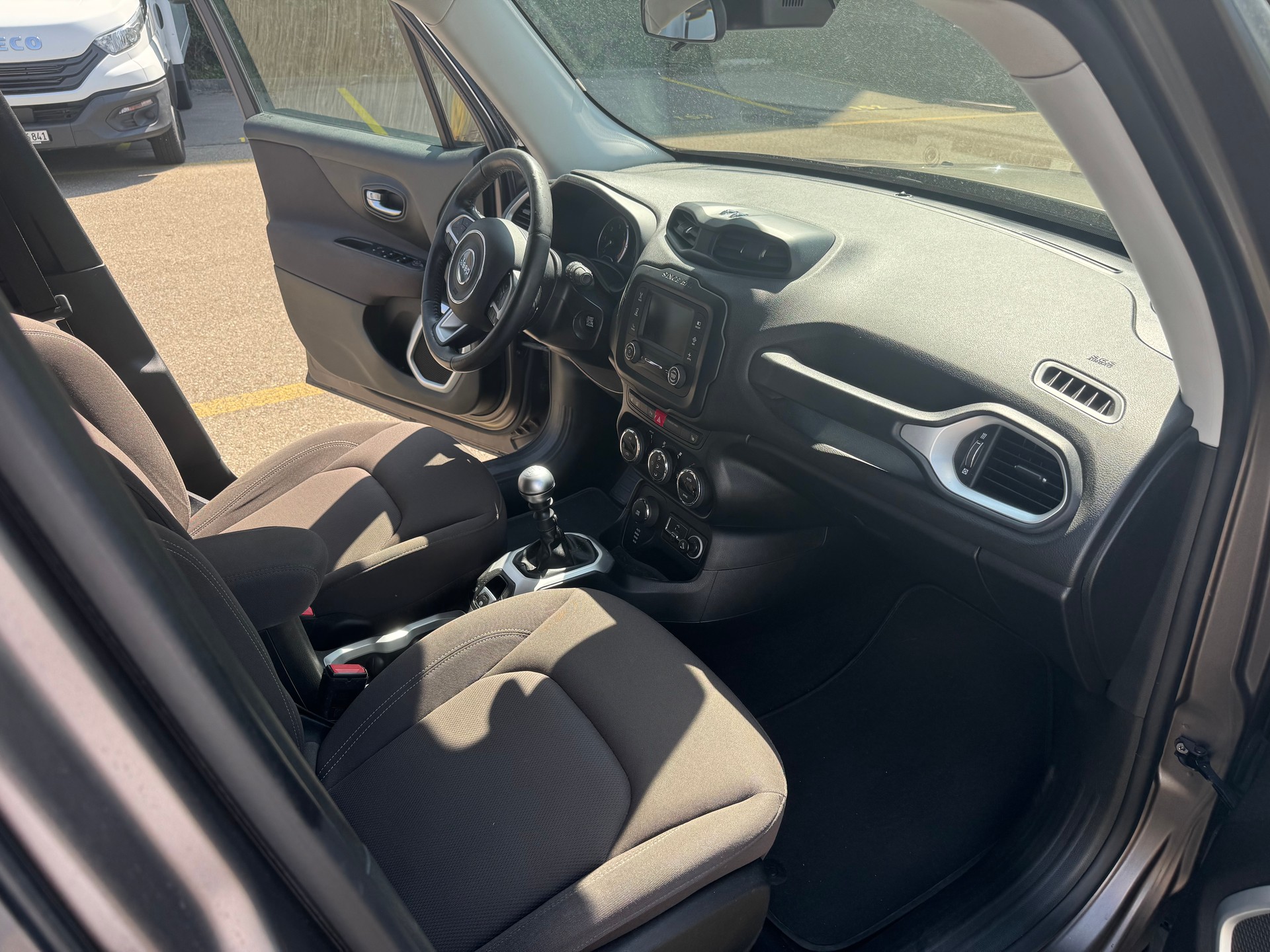 JEEP Renegade 2.0CRD Night Eagle AWD-image-7