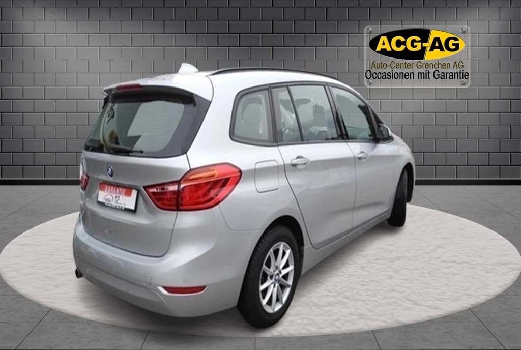 BMW 218d Gran Tourer Steptronic ** BMW Gratis Servicepaket bis 10 Jahre - 100'000 km ** Frisch ab MFK **-image-4