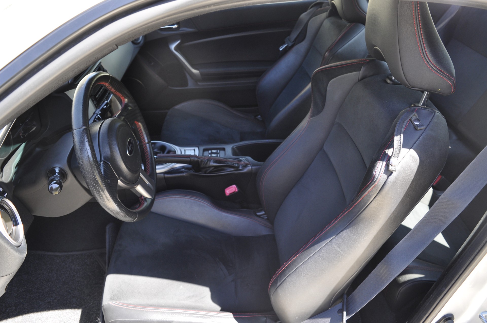 SUBARU BRZ 2.0R-image-10