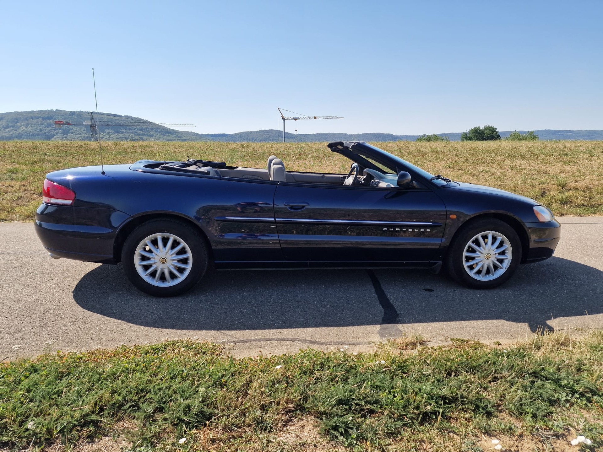 CHRYSLER Sebring 2.7 V6 Touring (LX)-image-1