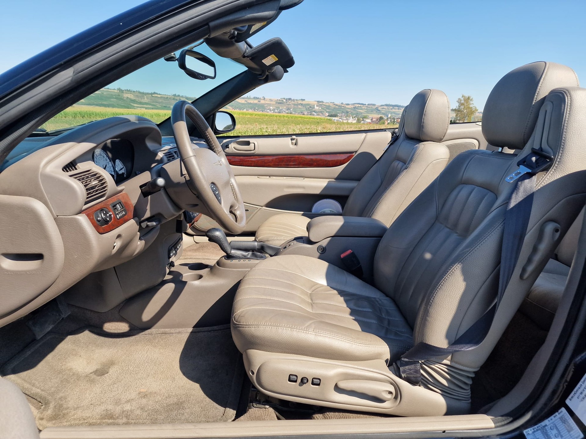 CHRYSLER Sebring 2.7 V6 Touring (LX)-image-9