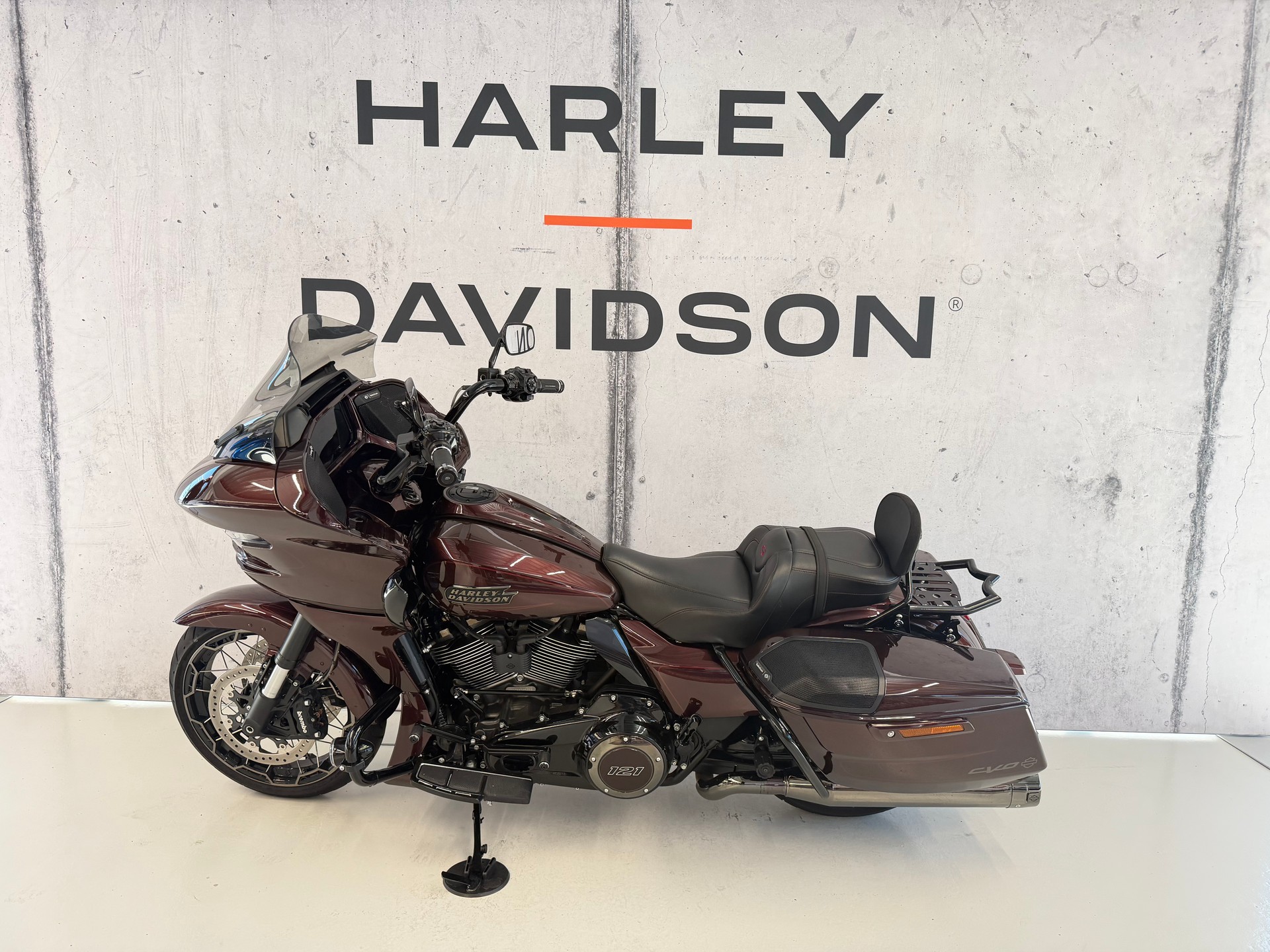 HARLEY-DAVIDSON FLTRXSE Road Glide 121 CVO-showroom-element-3