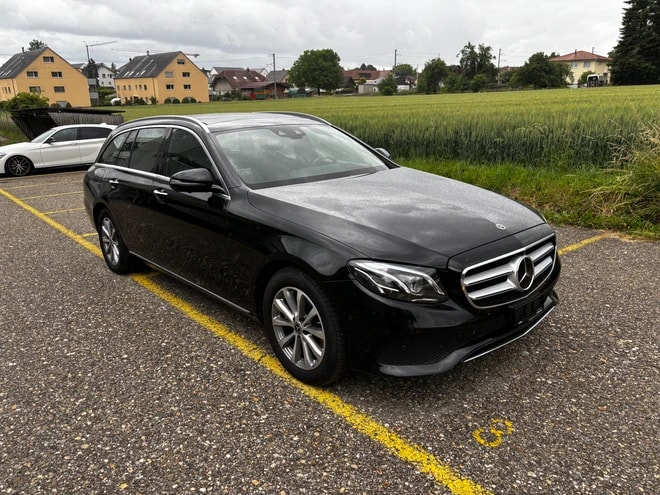 MERCEDES-BENZ E 220 d Exclusive 4Matic 9G-Tronic-image-0