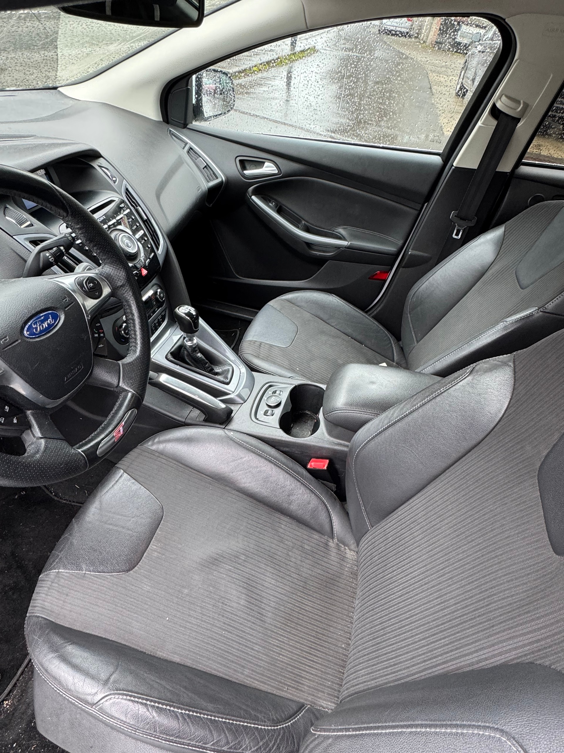 FORD Focus 1.6 SCTi Trend-image-5