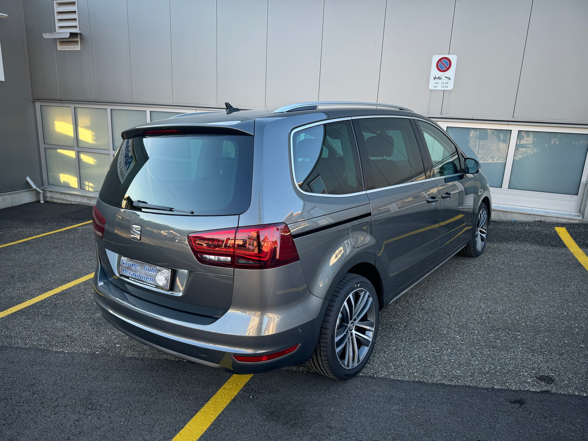 SEAT Alhambra 2.0 TDI Style 4Drive 20th Anniversary-image-1