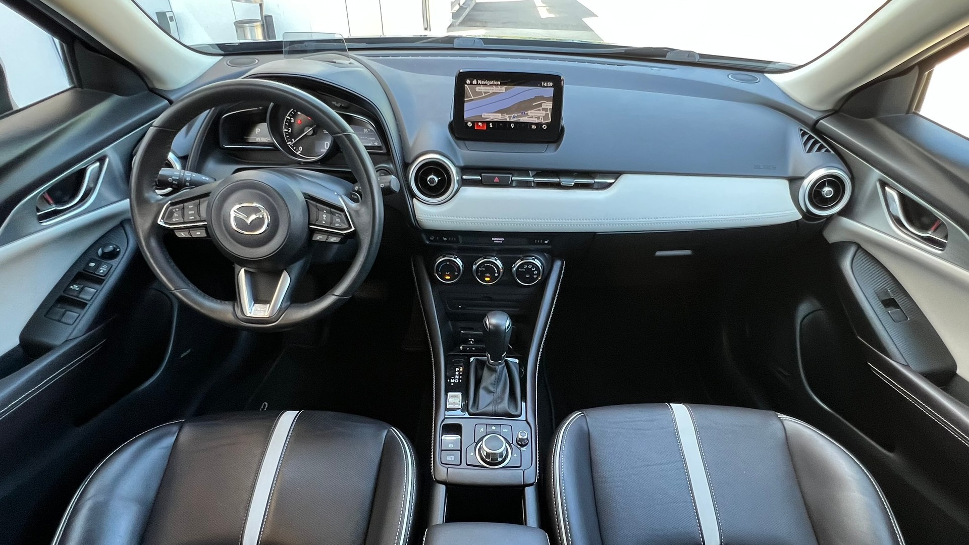 MAZDA CX-3 SKYACTIV-G 121 REVOLUTION FWD AUTOMAT l 121 PS-image-15