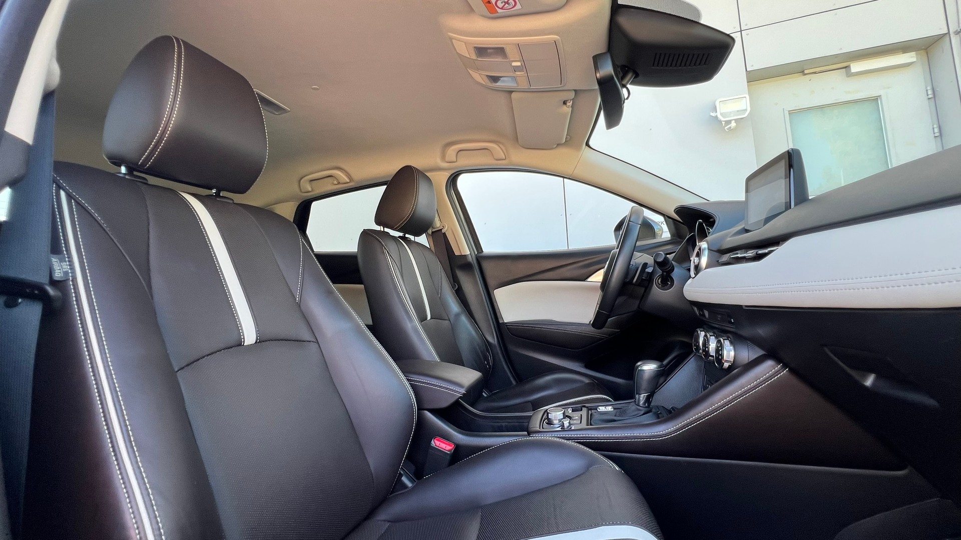 MAZDA CX-3 SKYACTIV-G 121 REVOLUTION FWD AUTOMAT l 121 PS-image-22