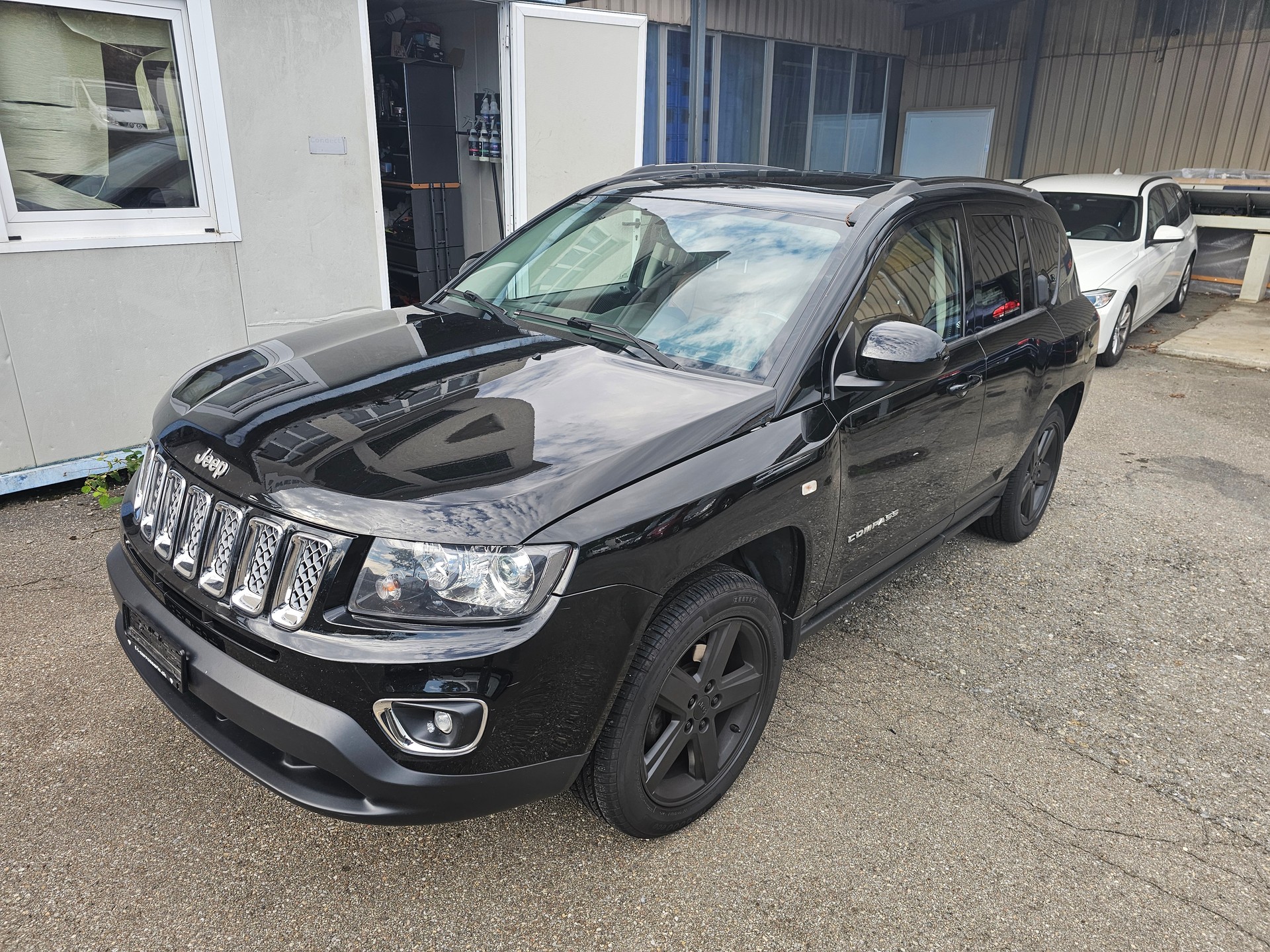 JEEP Compass 2.4 Limited Automatic-image-0