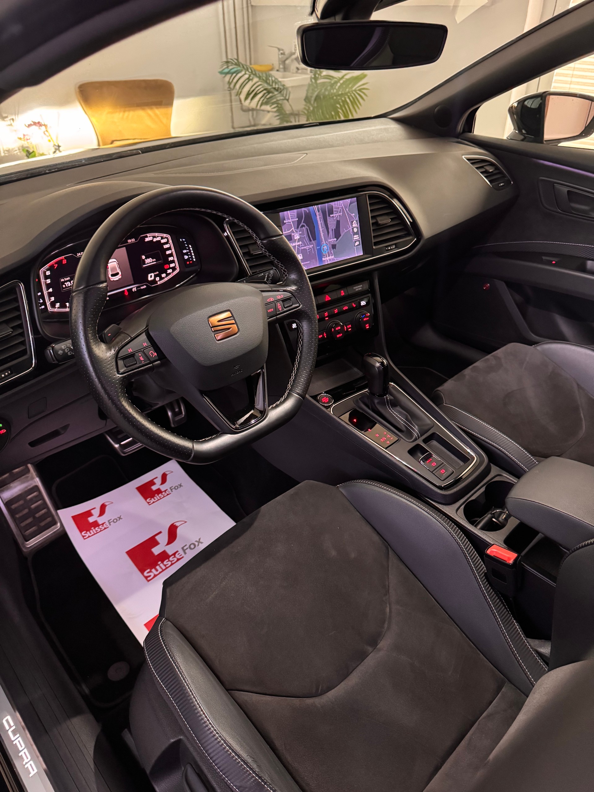 SEAT Leon 2.0 TSI SWISS Cupra 290 DSG*CH-Fahrzeug*-image-9