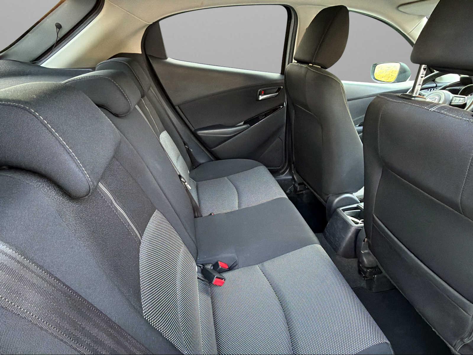 MAZDA 2 1.5 115 Revolution-image-8