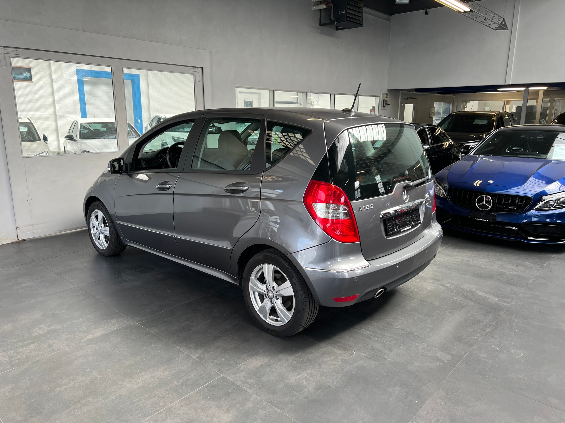 MERCEDES-BENZ A 180 Avantgarde Selection Autotronic-image-1