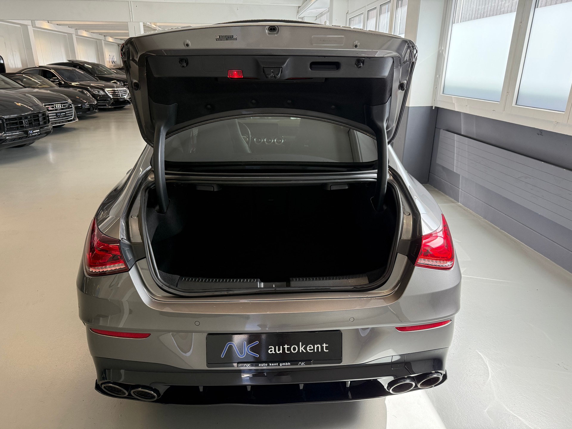 MERCEDES-BENZ CLA 45 S AMG 4Matic+ 8G-DCT-image-5