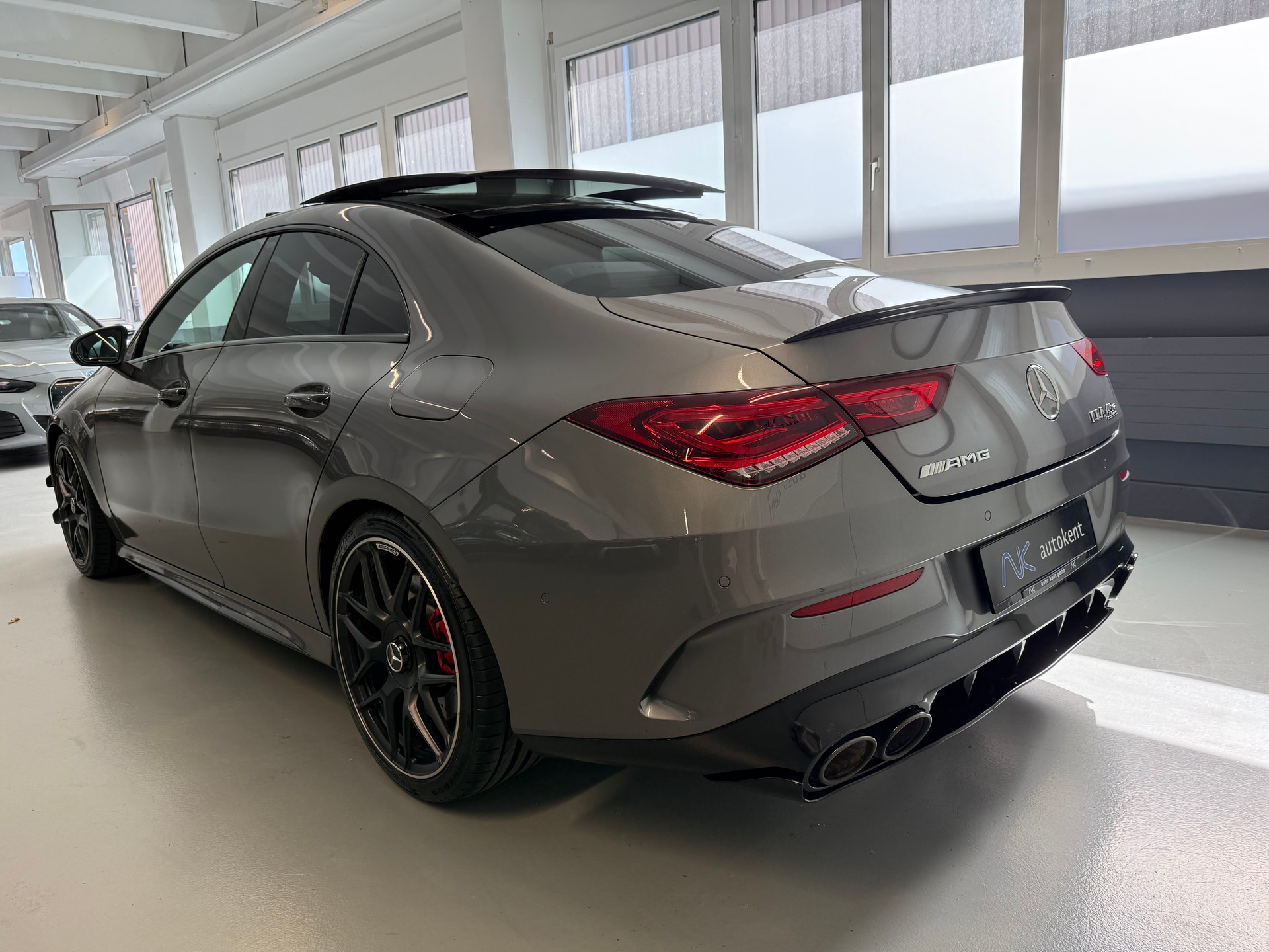 MERCEDES-BENZ CLA 45 S AMG 4Matic+ 8G-DCT-image-3