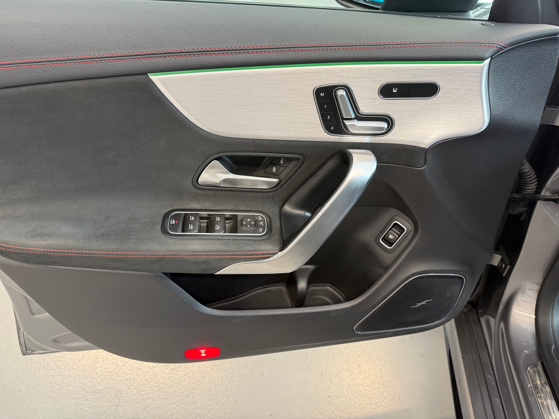 MERCEDES-BENZ CLA 45 S AMG 4Matic+ 8G-DCT-image-14