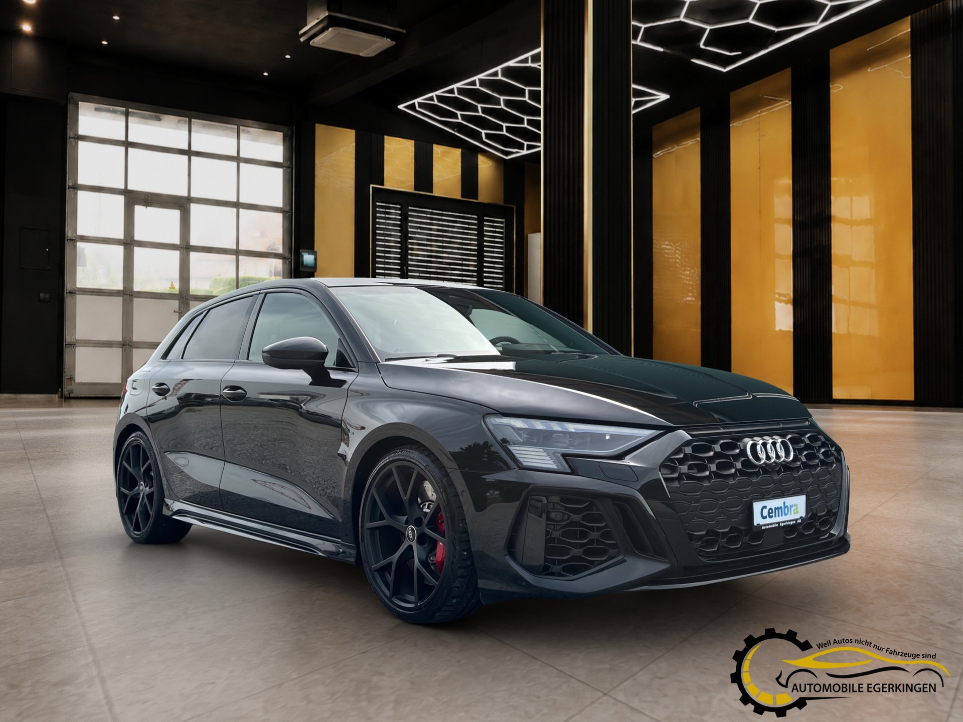 AUDI RS3 Sportback 2.5 TFSI quattro S-Tronic-image-2
