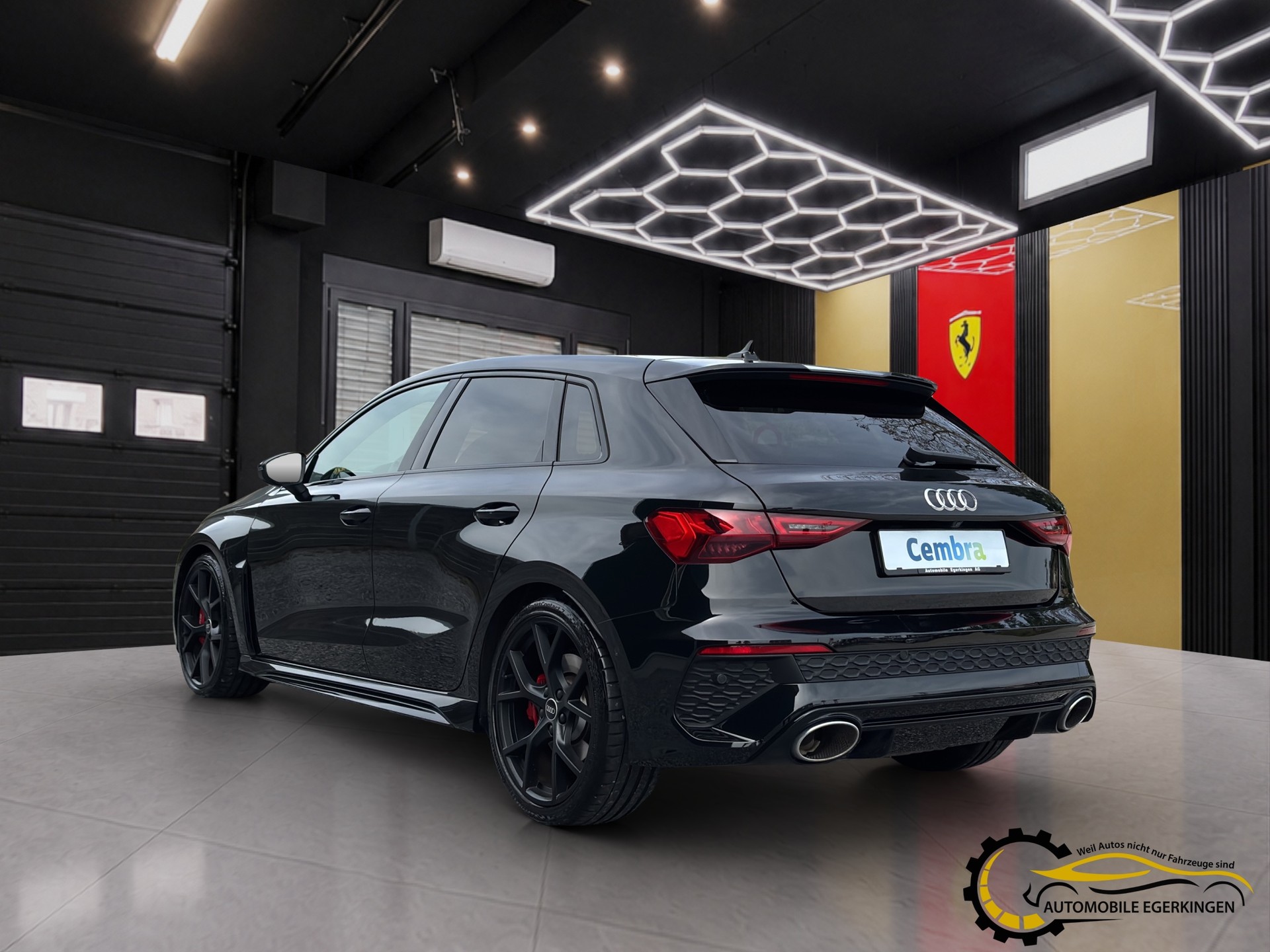 AUDI RS3 Sportback 2.5 TFSI quattro S-Tronic-image-6