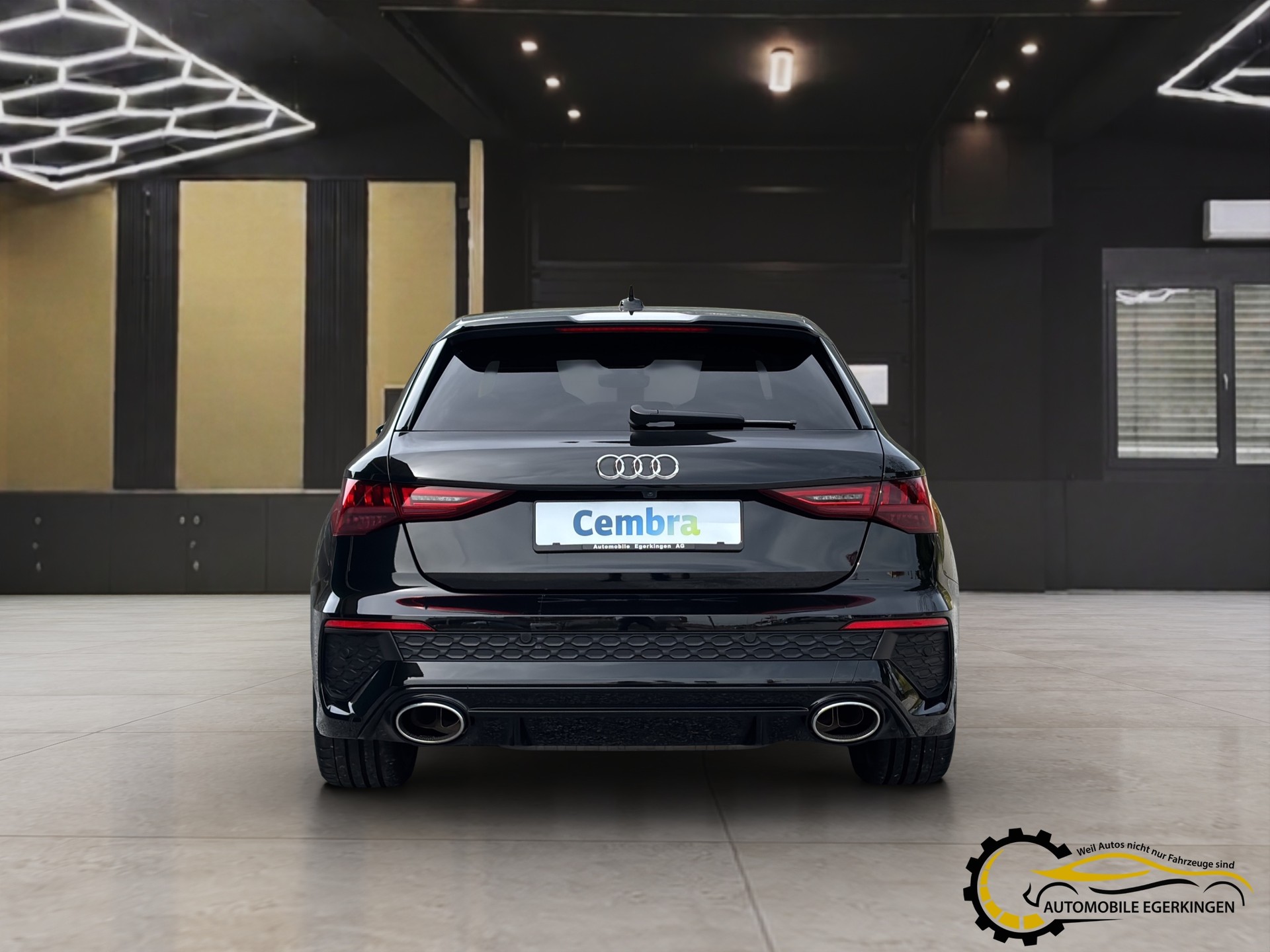 AUDI RS3 Sportback 2.5 TFSI quattro S-Tronic-image-5