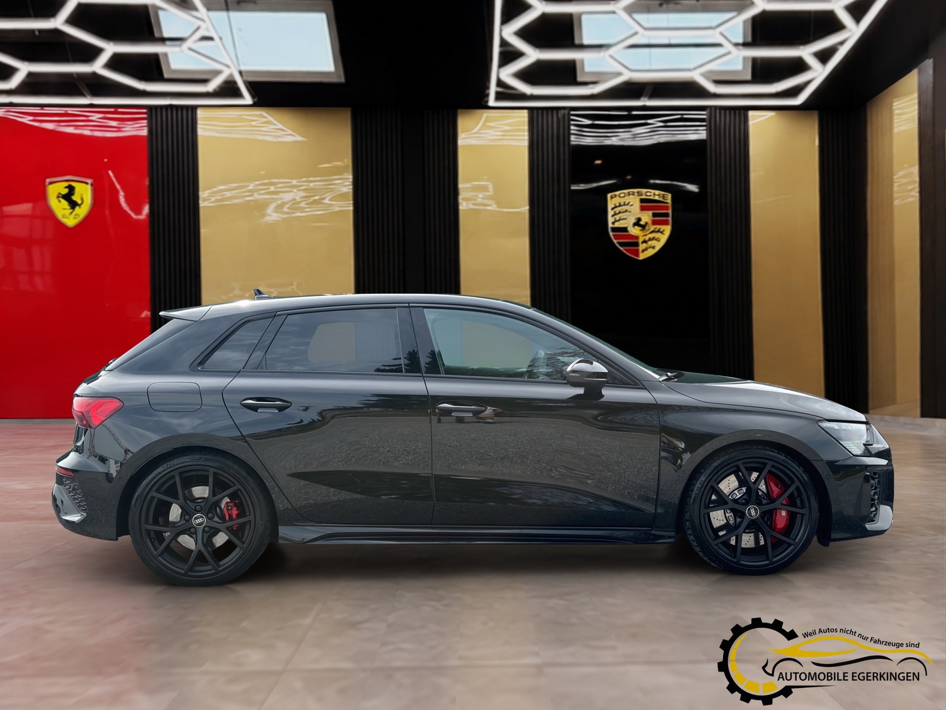 AUDI RS3 Sportback 2.5 TFSI quattro S-Tronic-image-3