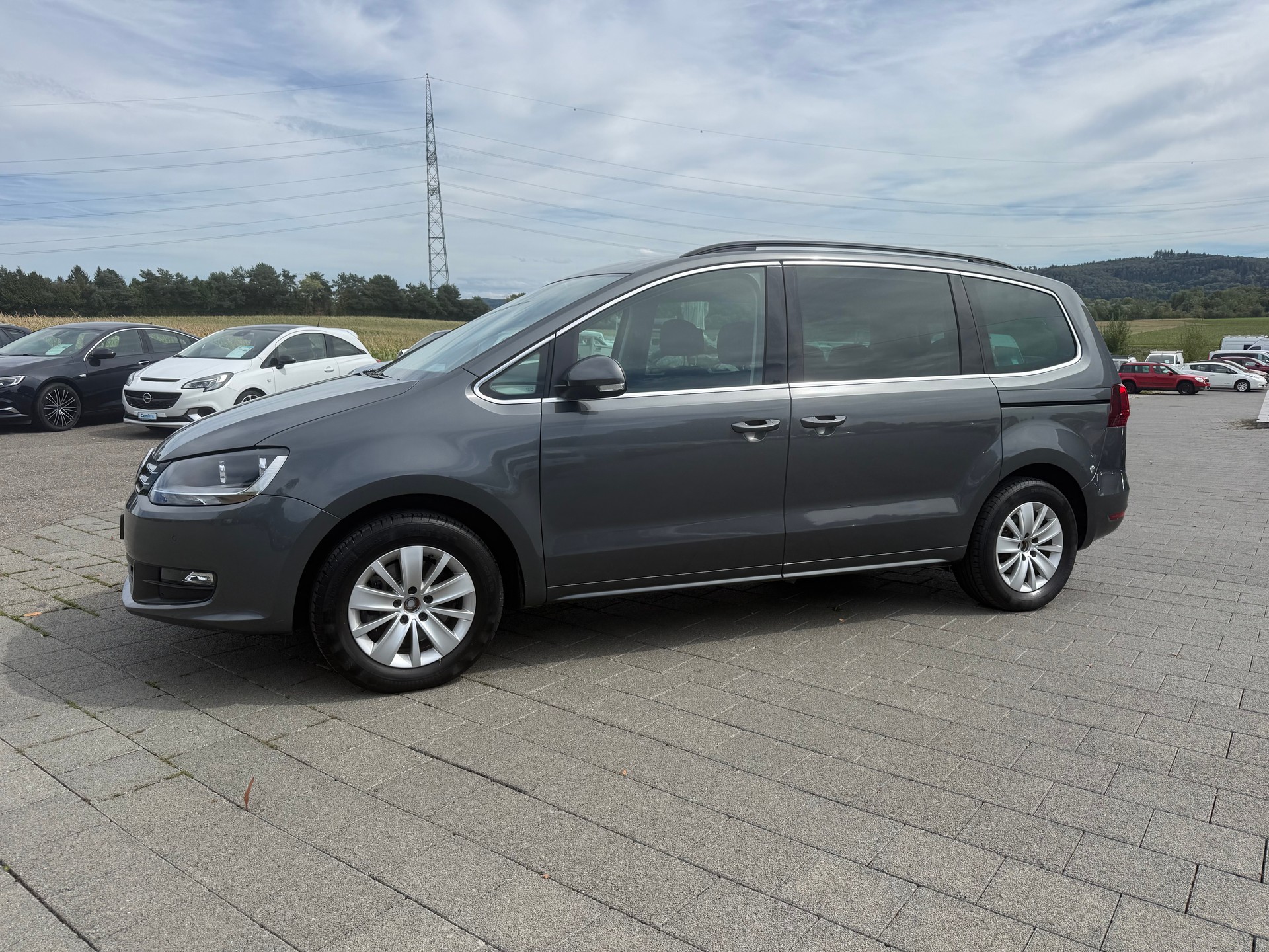 VW Sharan 2.0 TDI BMT Comfortline 4Motion DSG-image-1