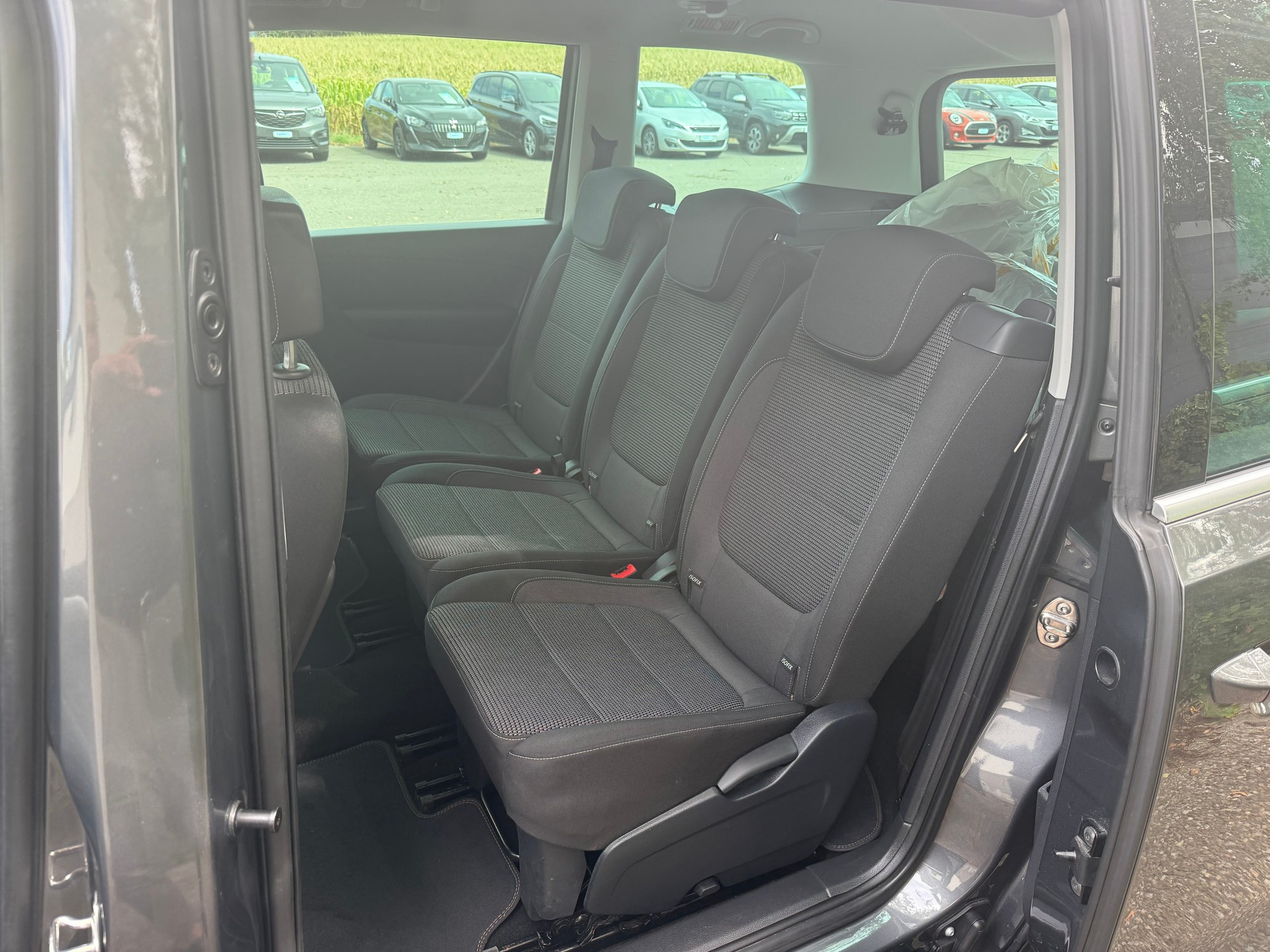 VW Sharan 2.0 TDI BMT Comfortline 4Motion DSG-image-10
