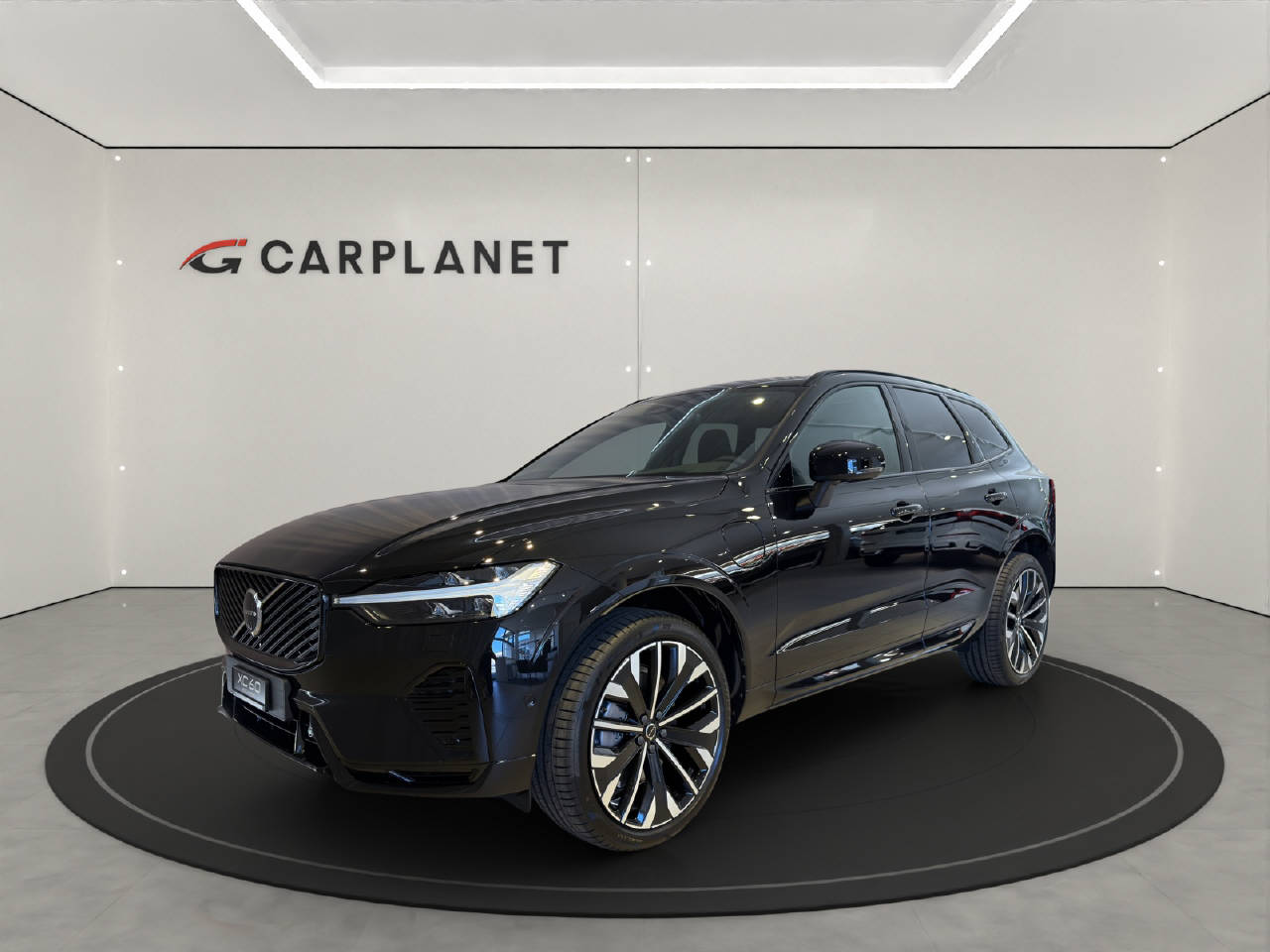 VOLVO XC60 2.0 T6 TE Ultra Dark eAWD-image-0