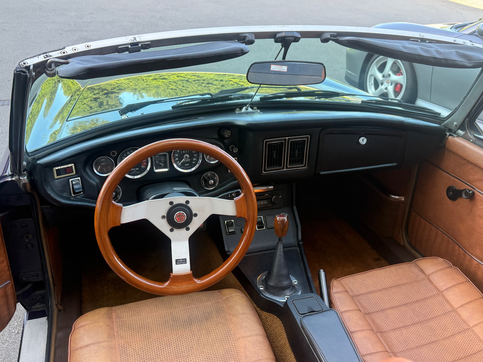 MG MGB-image-8
