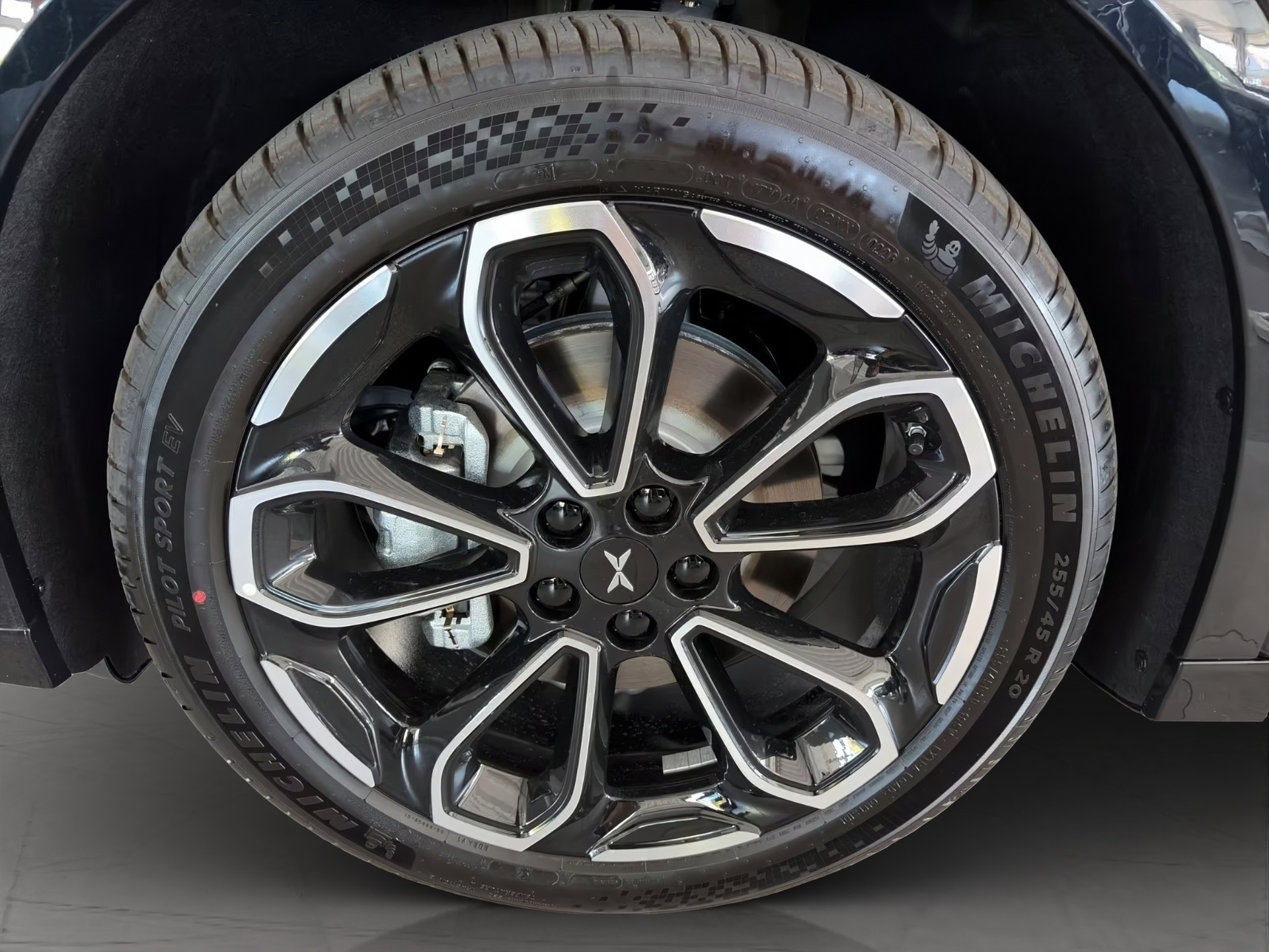 XPENG G6 Performance AWD-image-10