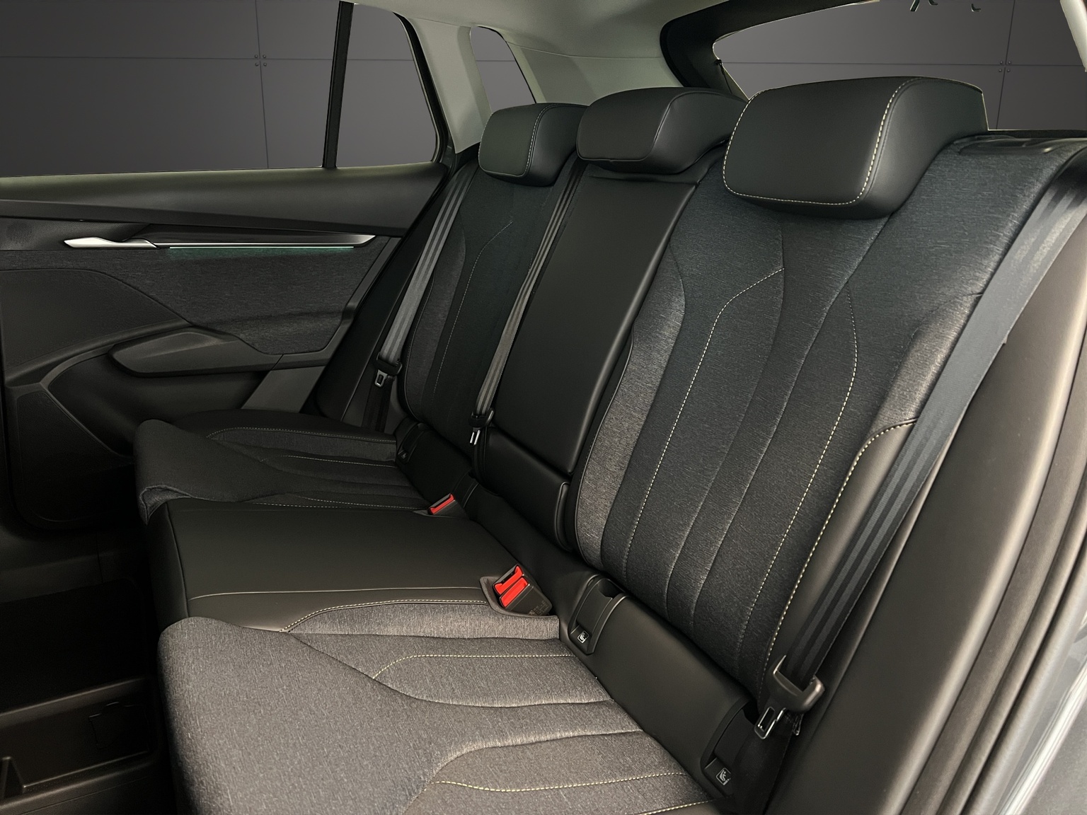 SKODA Elroq 85x Selection 4x4-image-7
