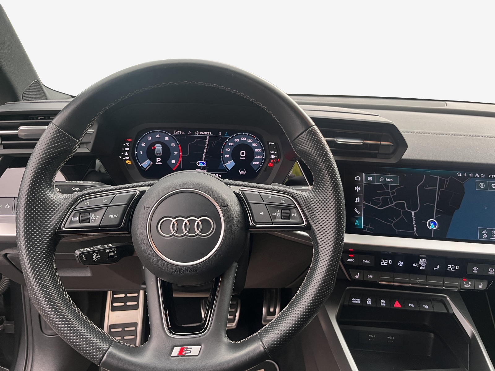 AUDI A3 Sportback 40 TFSI S line quattro S-tronic-image-9