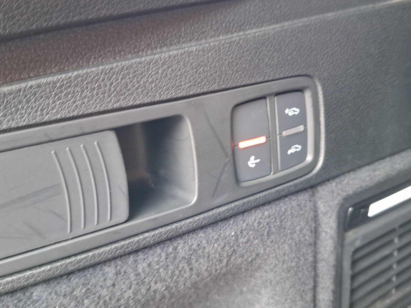 AUDI SQ5 Sportback TDI quattro tiptronic-image-13
