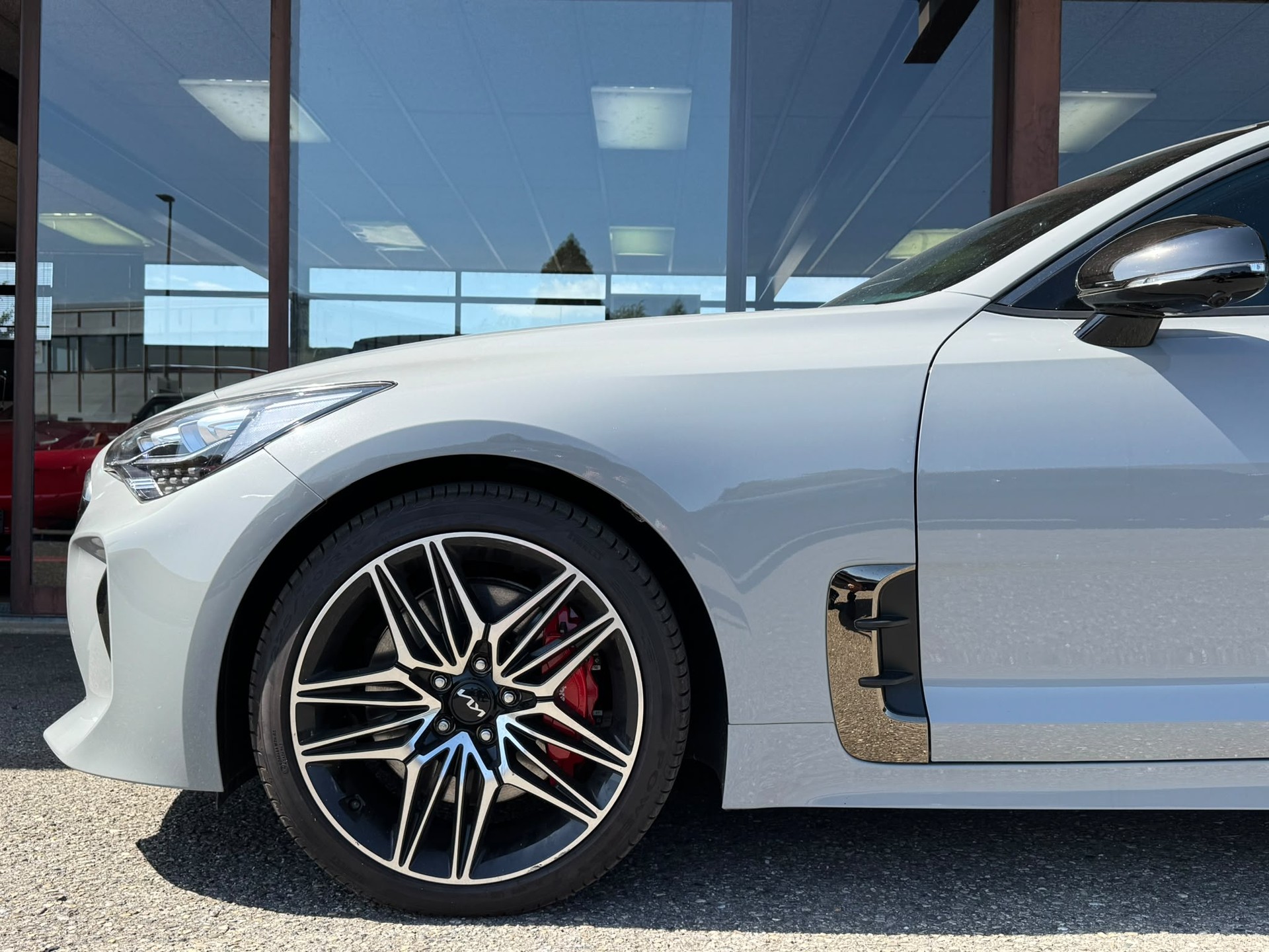 KIA Stinger 3.3 T-GDi GT Automat AWD-image-5