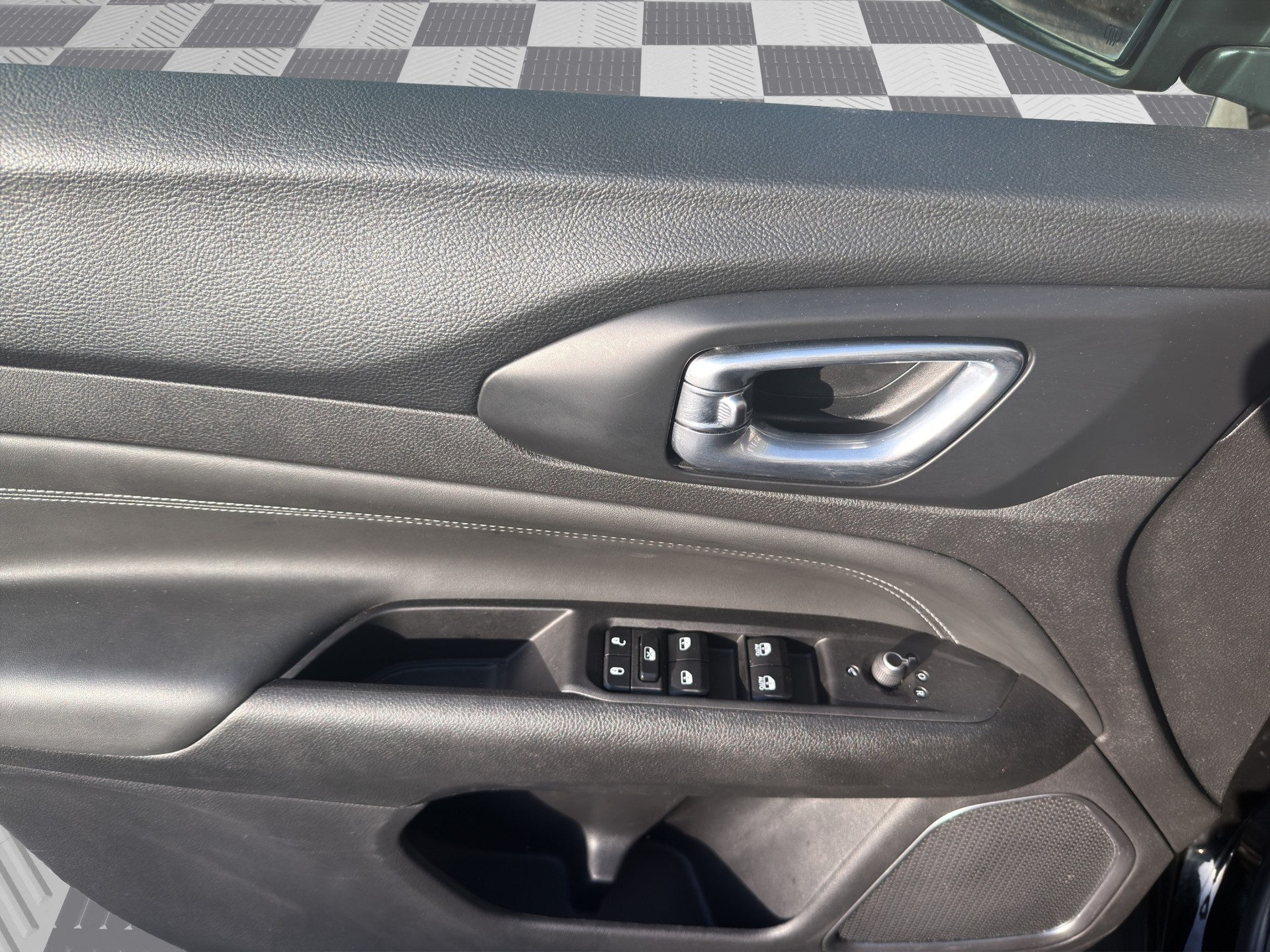 JEEP Compass 4x2 1.5 T MHEV Limited Plus Sky-image-14