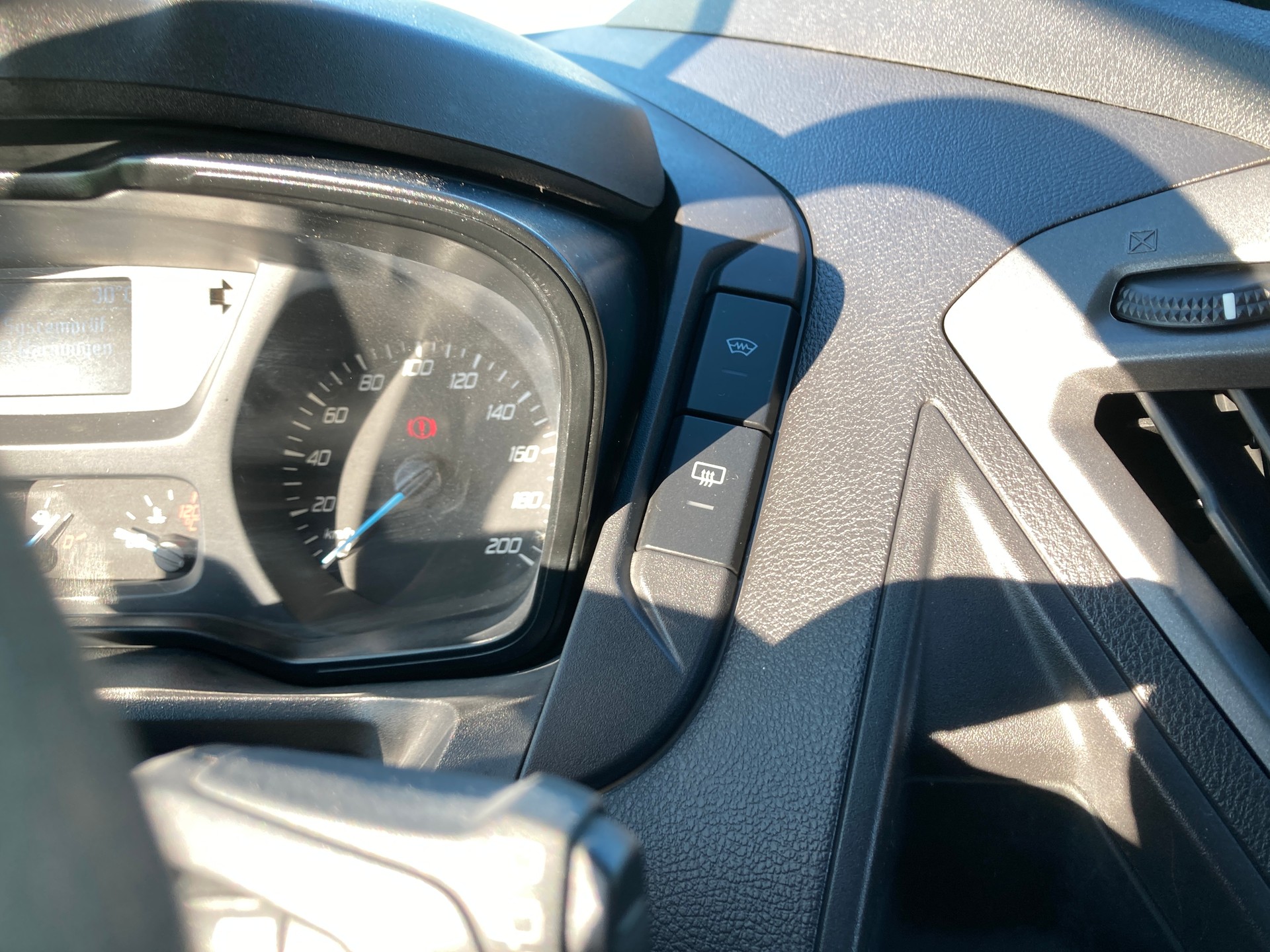 FORD Transit Custom Van 250 L1H1 Ambiente-image-12