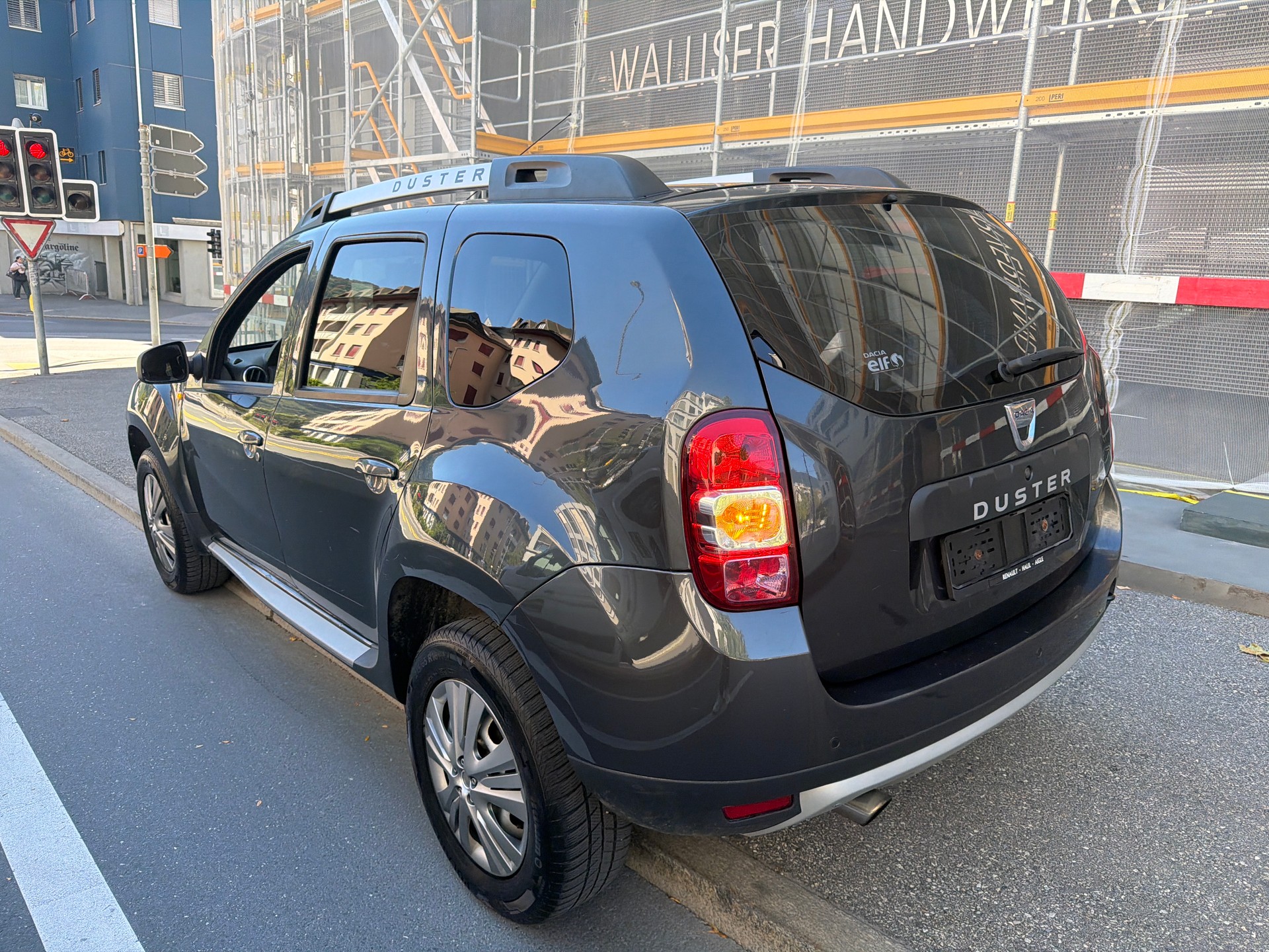 DACIA Duster 1.2 T Ambiance 4x4-image-3