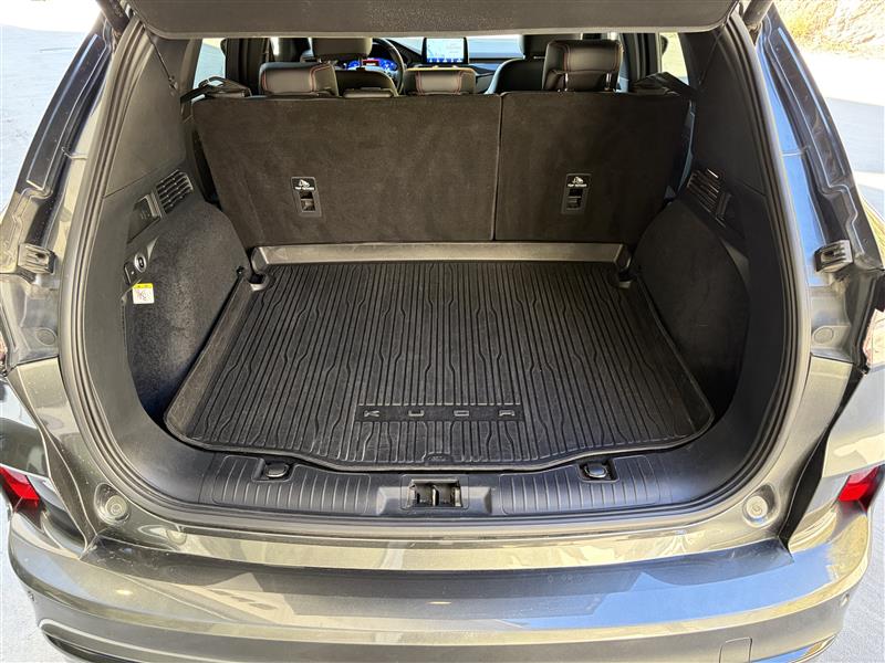 FORD Kuga 2.5 FHEV ST-Line X 4WD-image-10