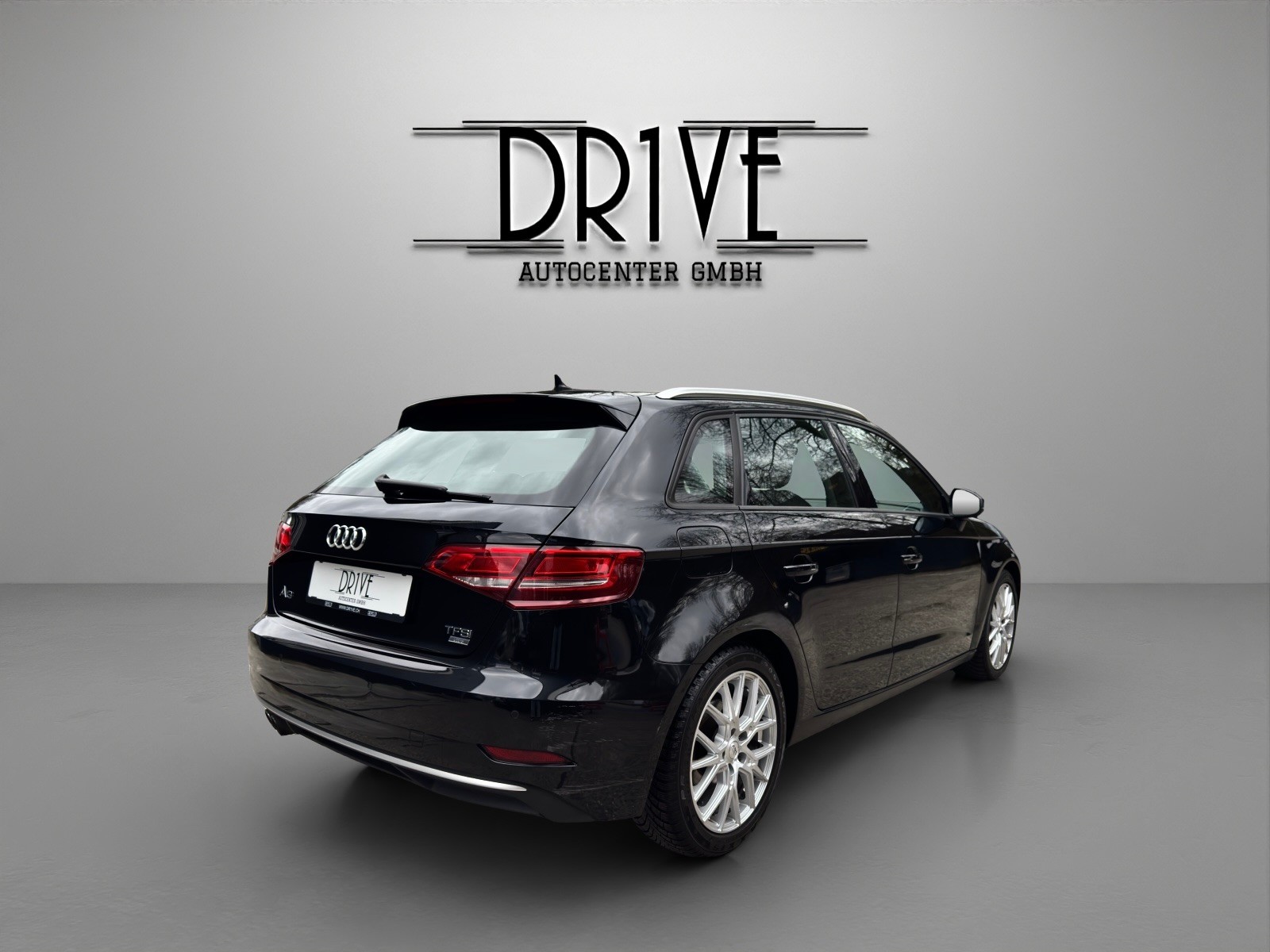 AUDI A3 Sportback 1.4 TFSI Sport S-tronic-image-4
