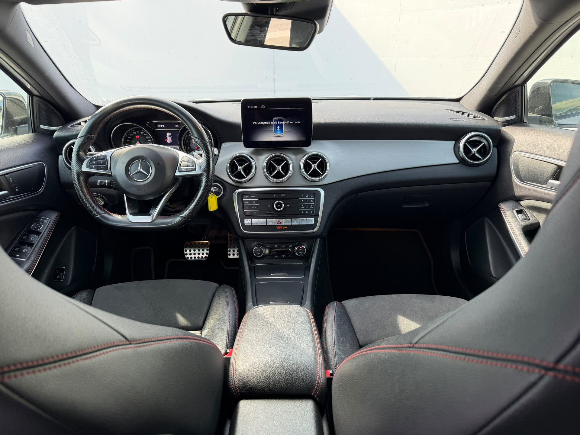 MERCEDES-BENZ GLA 250 AMG Line 4Matic 7G-DCT-image-7