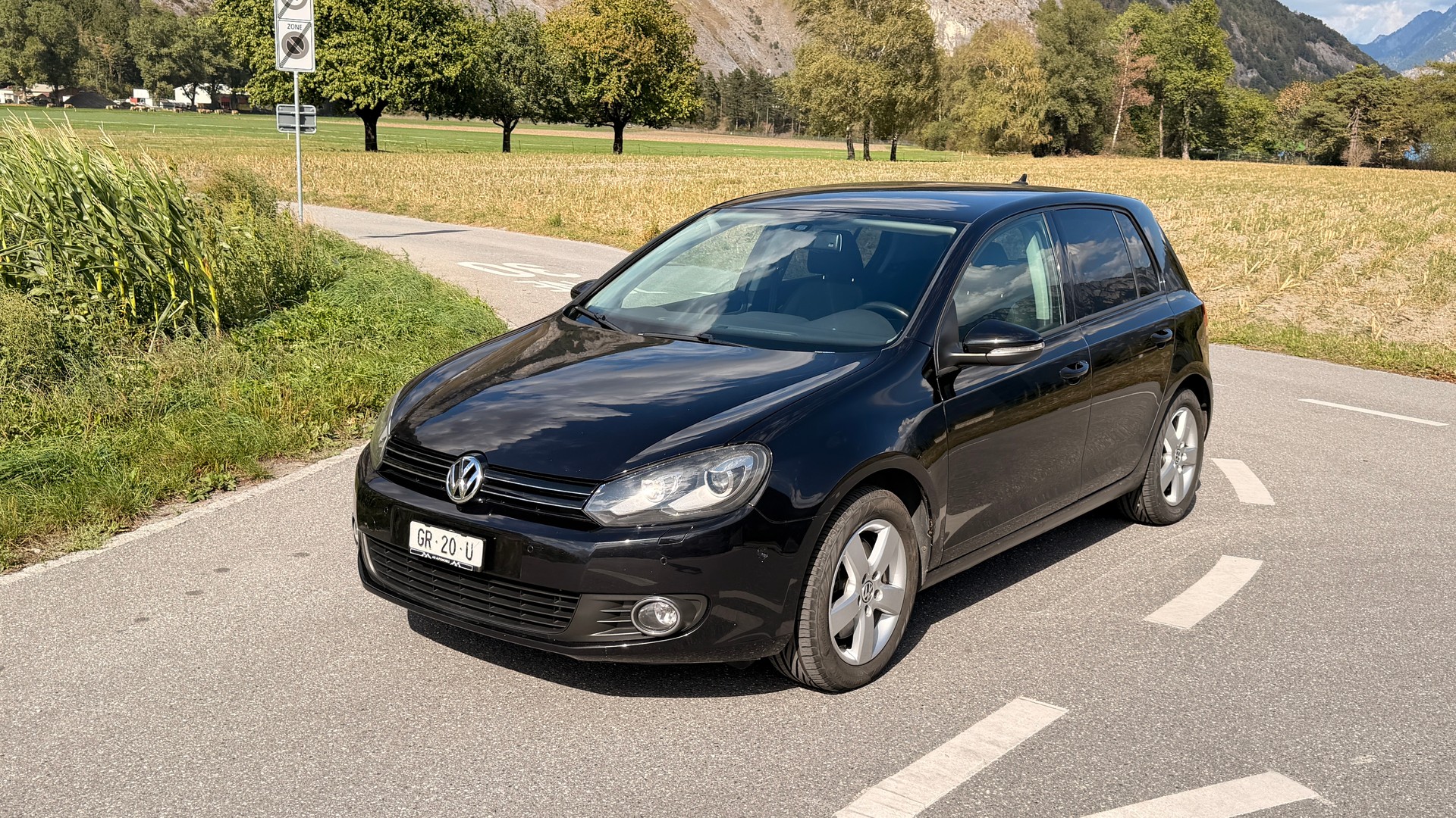 VW Golf 2.0 TDI Comfortline 4Motion-image-0