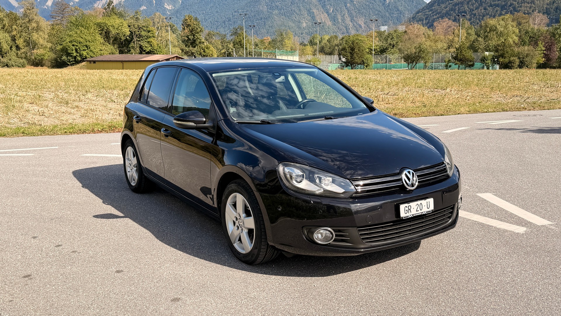 VW Golf 2.0 TDI Comfortline 4Motion-image-2