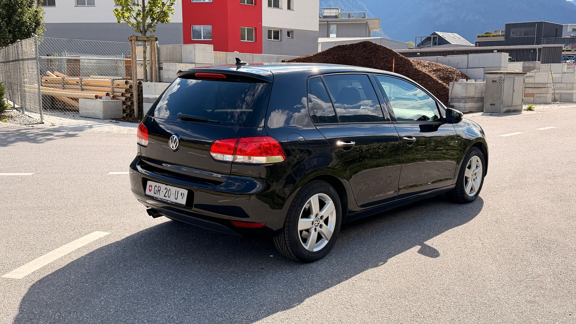 VW Golf 2.0 TDI Comfortline 4Motion-image-4