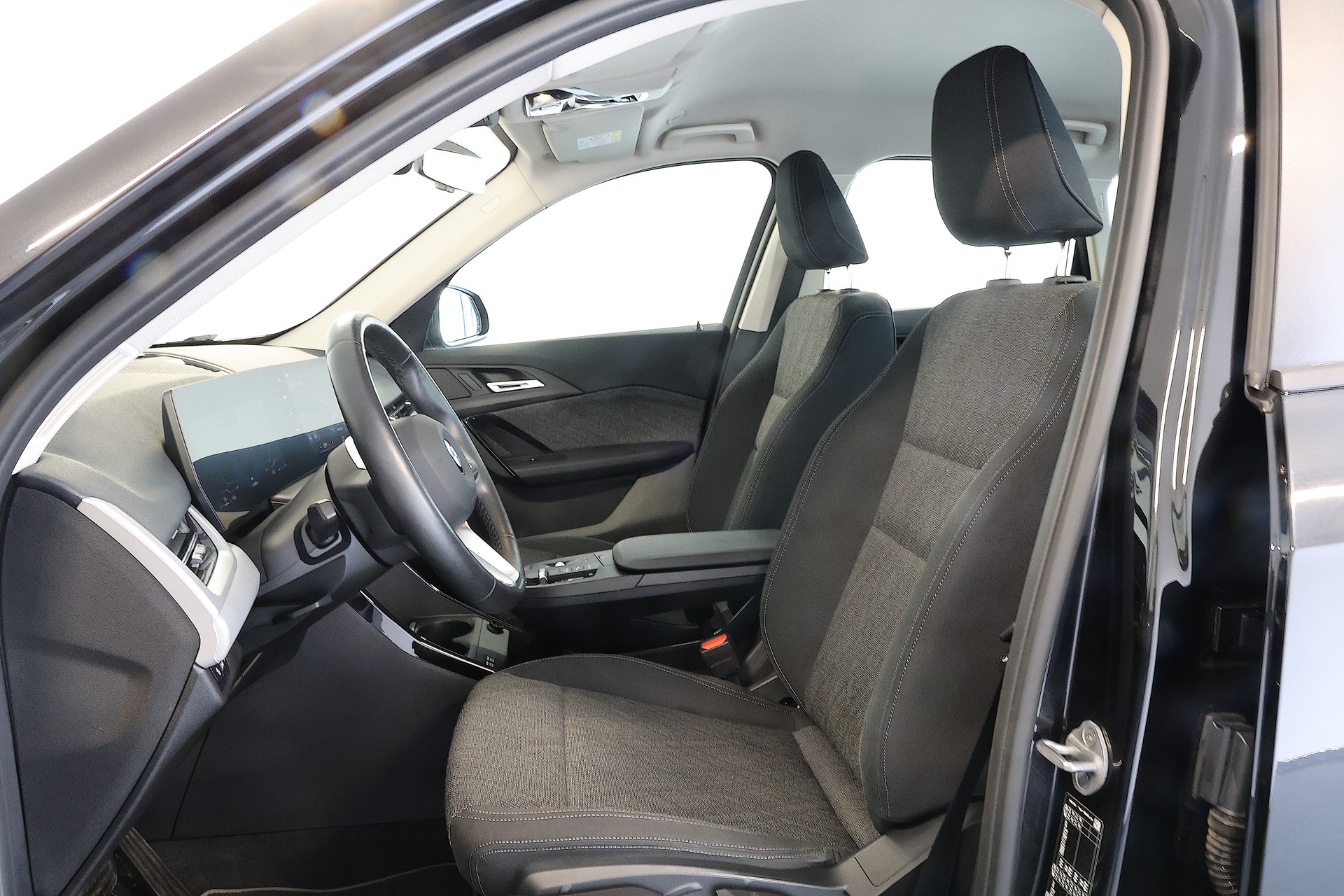 BMW X1 23d xDrive-image-6