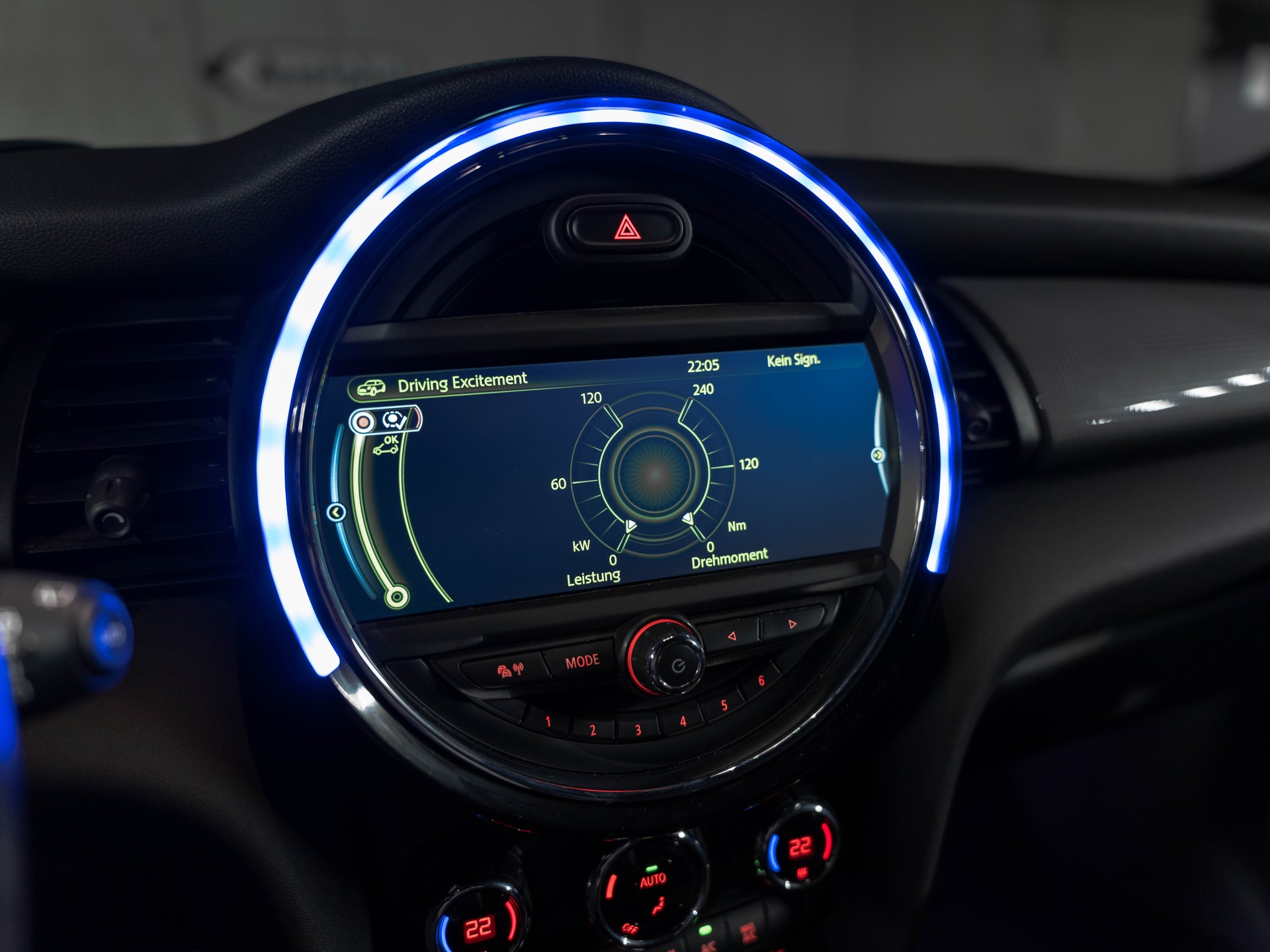 MINI Cooper-image-22