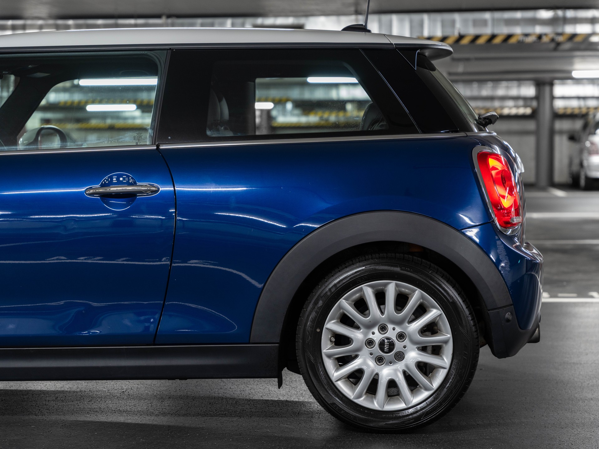 MINI Cooper-image-4