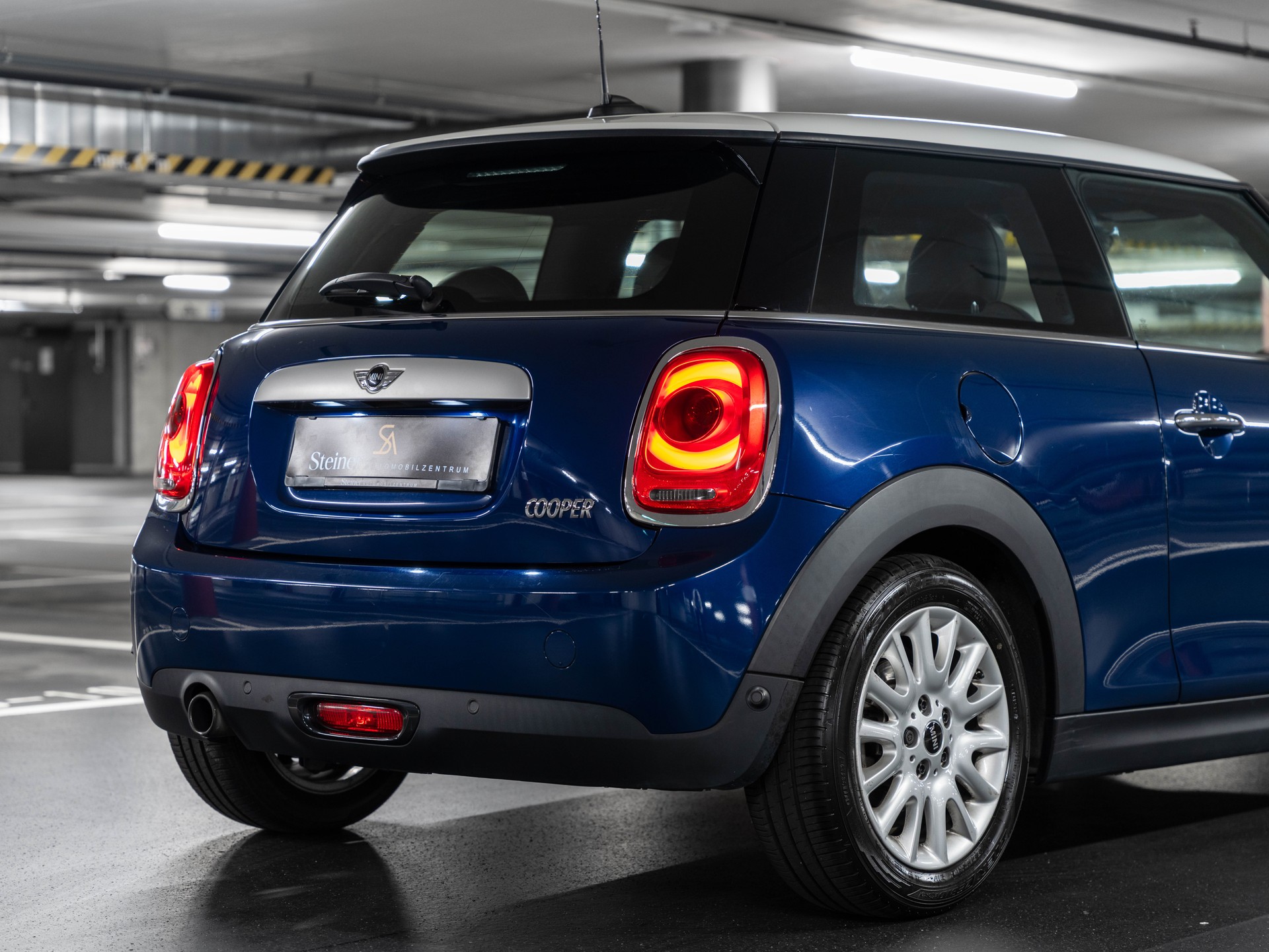 MINI Cooper-image-9