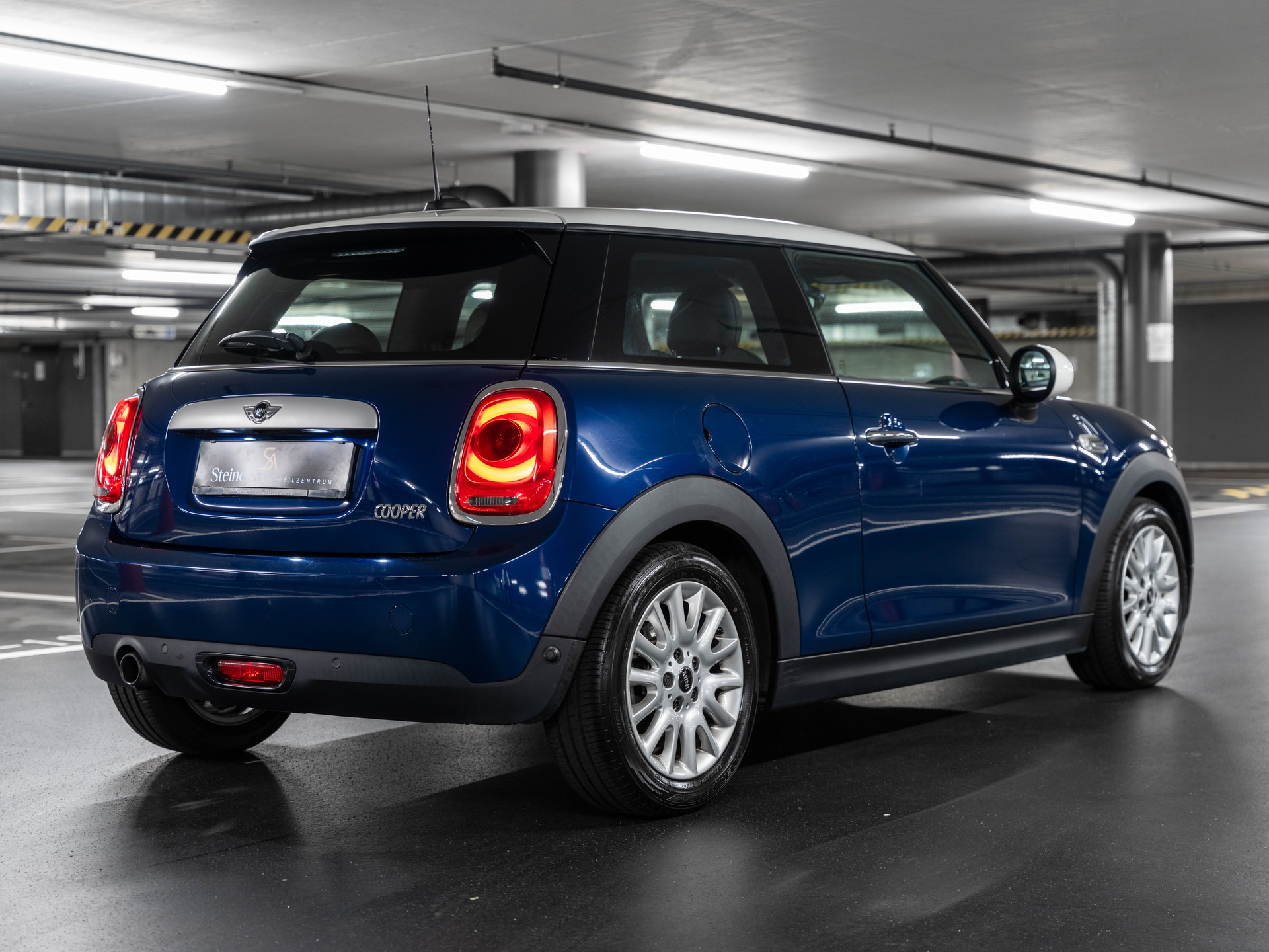 MINI Cooper-image-10